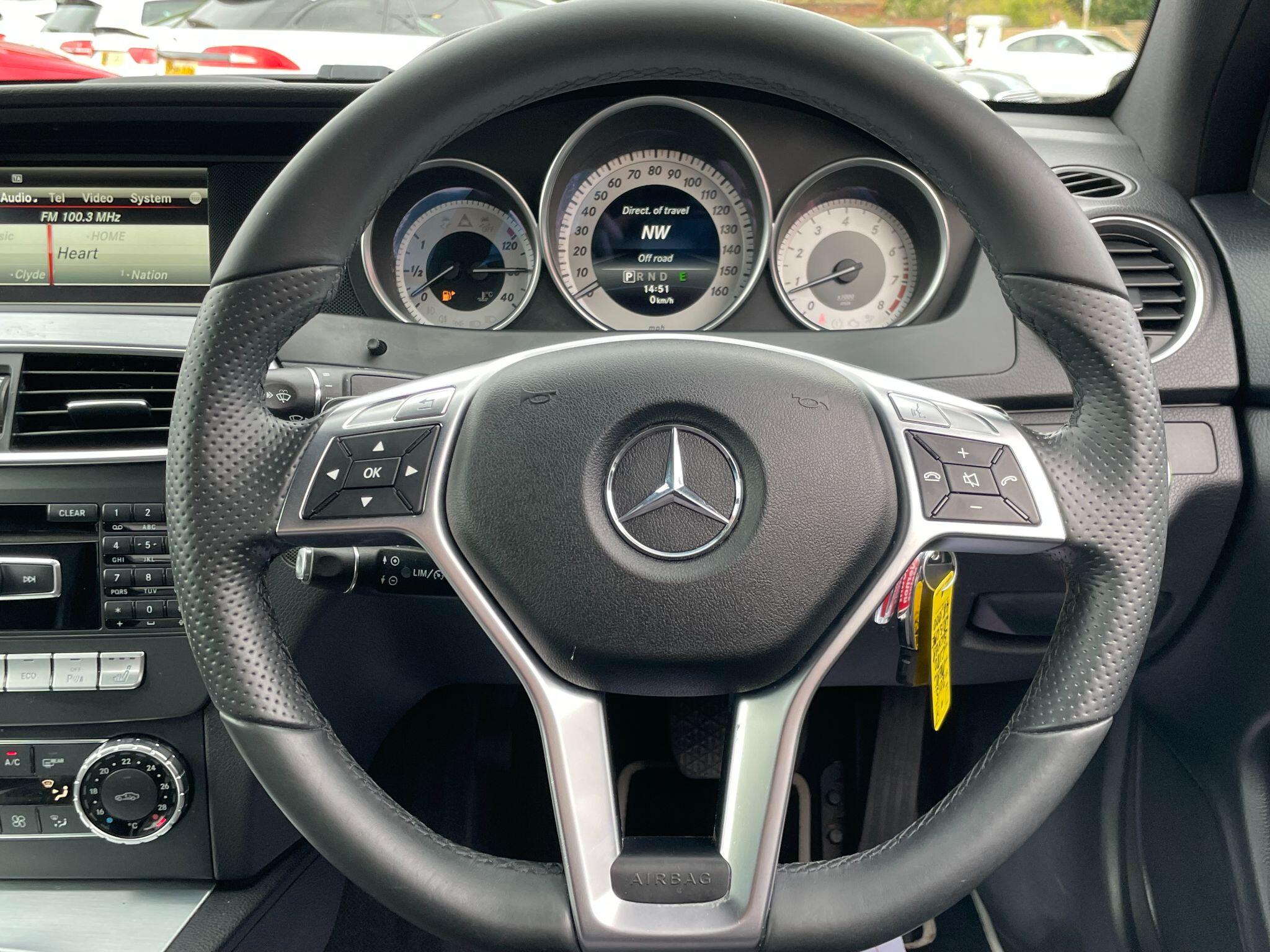 Mercedes-Benz C-Class view 28