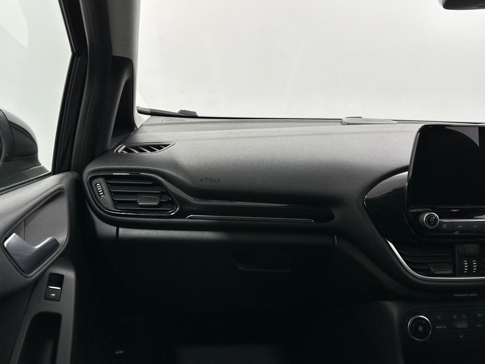 Ford Fiesta view 27