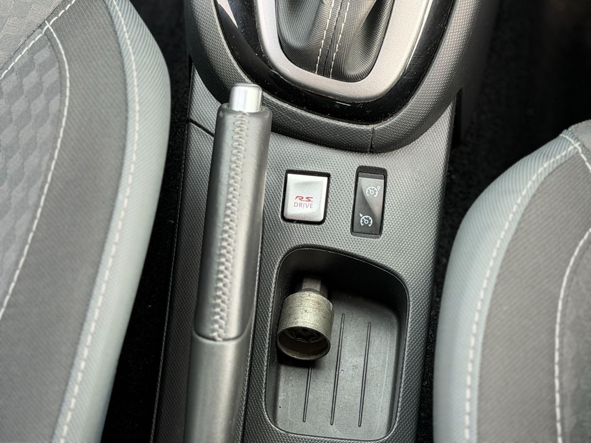 Renault Clio view 40