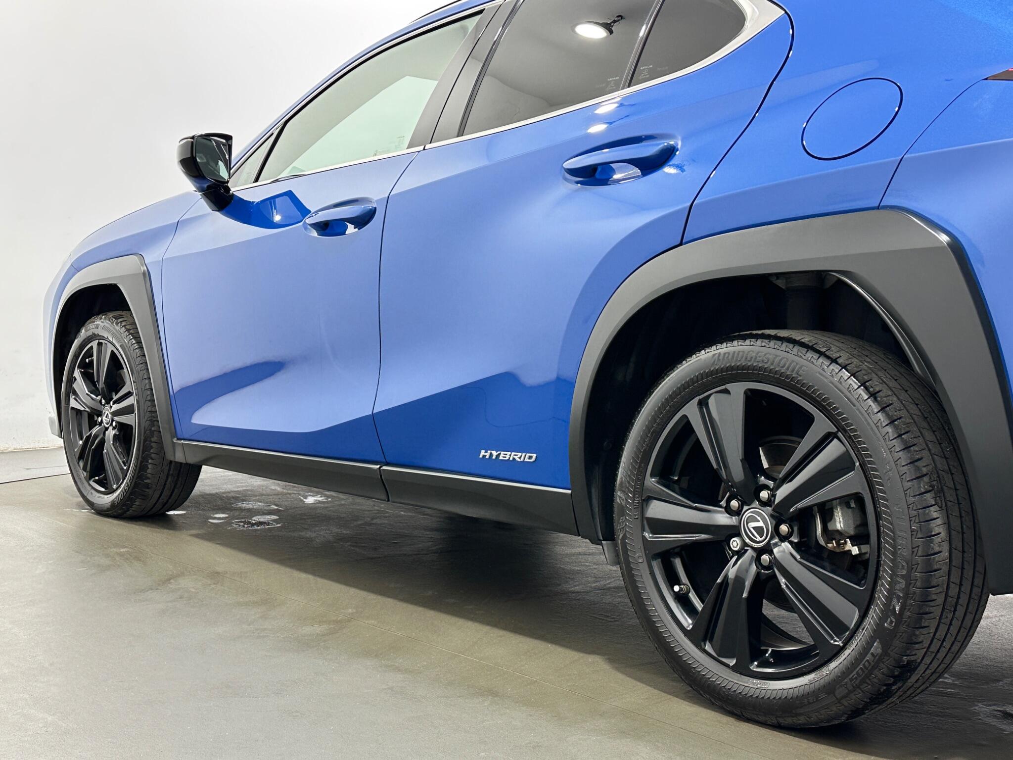 Lexus UX view 49