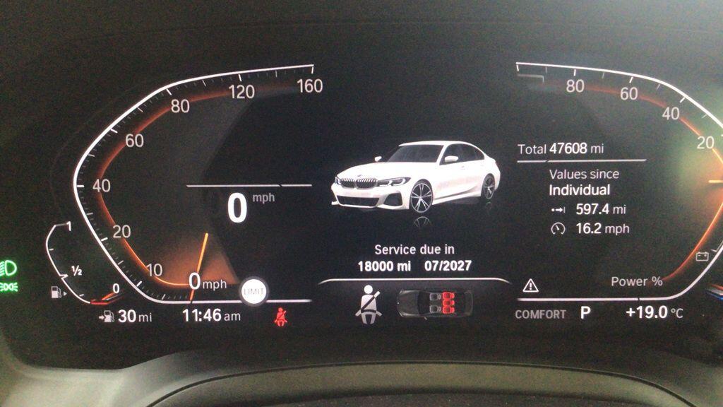 BMW 3 Series view 12