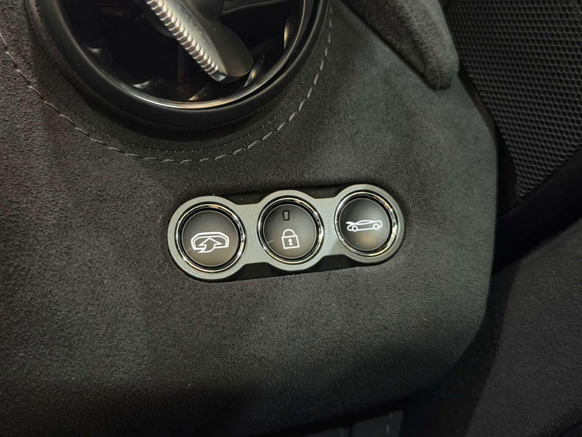 Mclaren 720s view 53