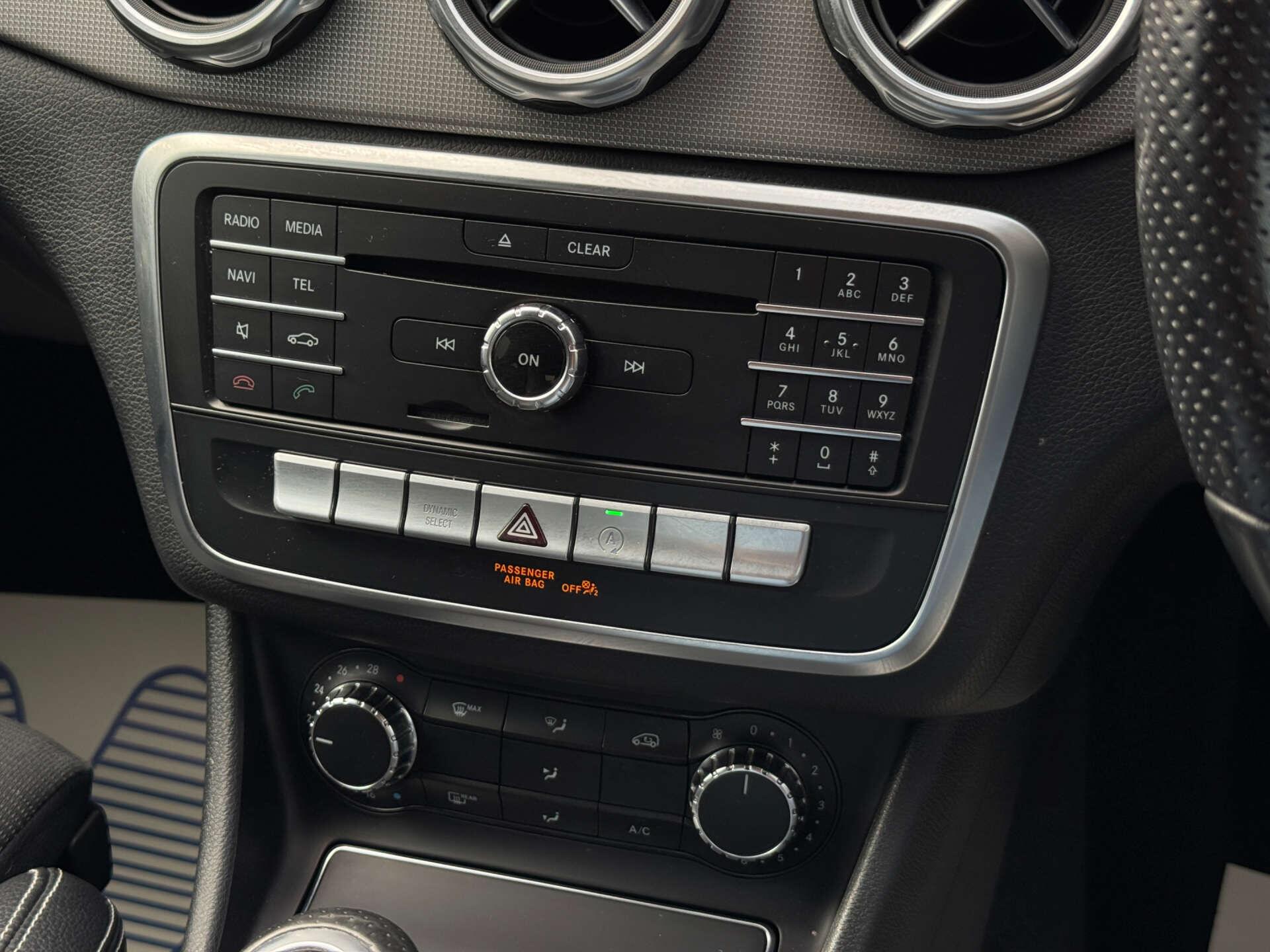 Mercedes-Benz GLA view 53