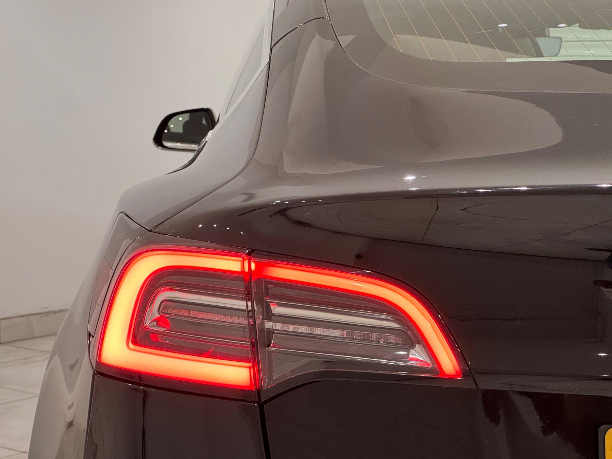 Tesla Model 3 view 23