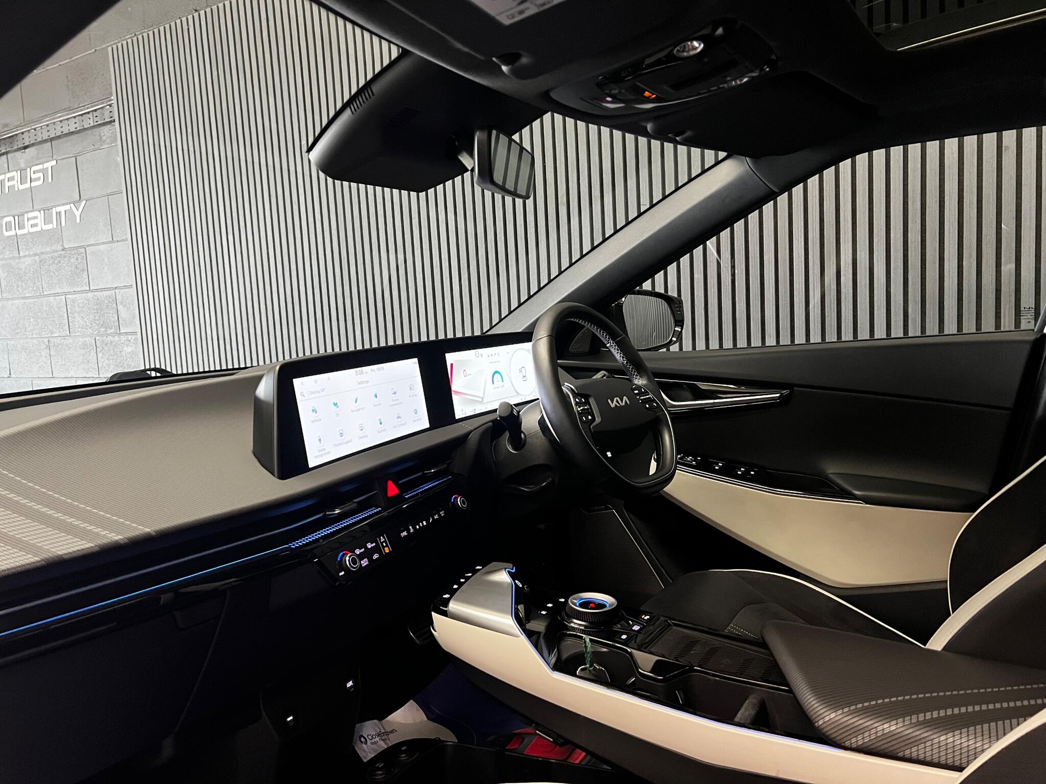 Kia Ev6 view 20