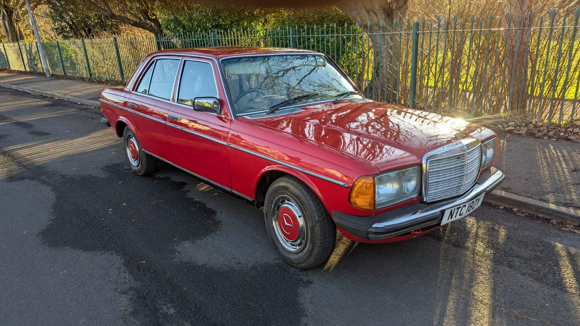 Mercedes-Benz 200