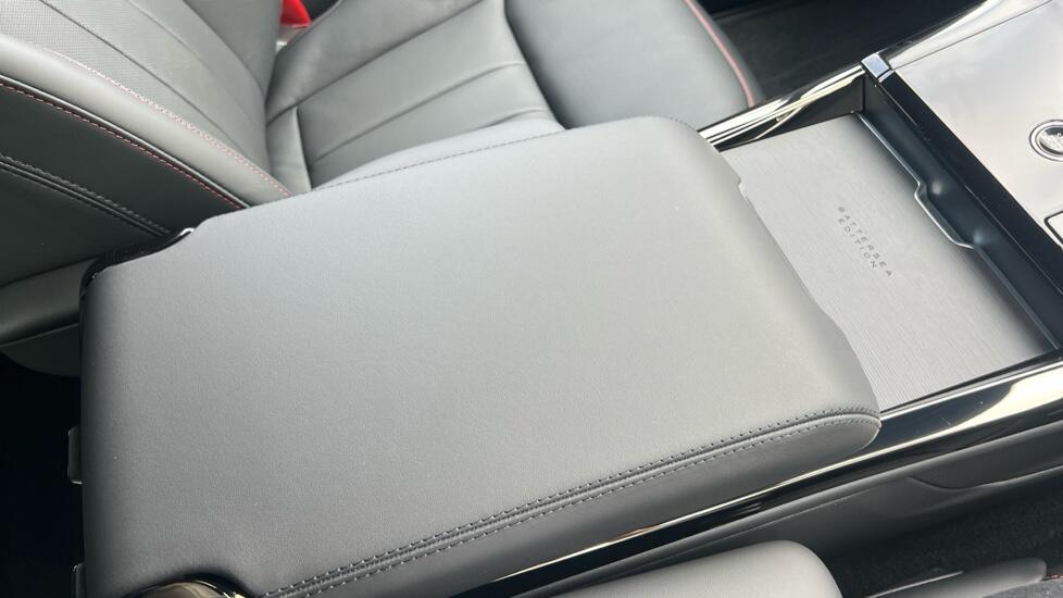 Land Rover Range Rover Sport view 25