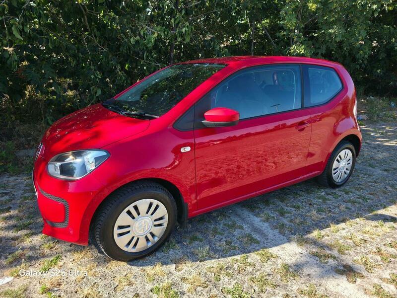 Volkswagen Up! view 2