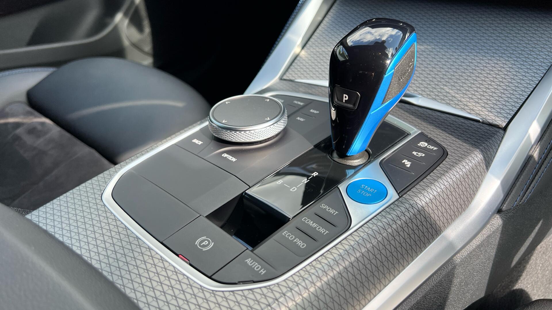 BMW I4 view 10