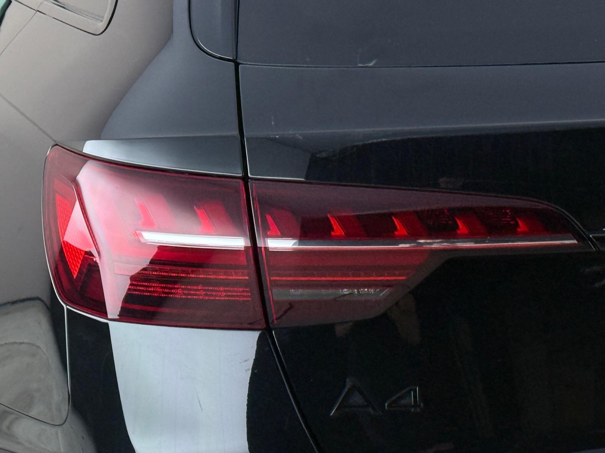 Audi A4 view 12