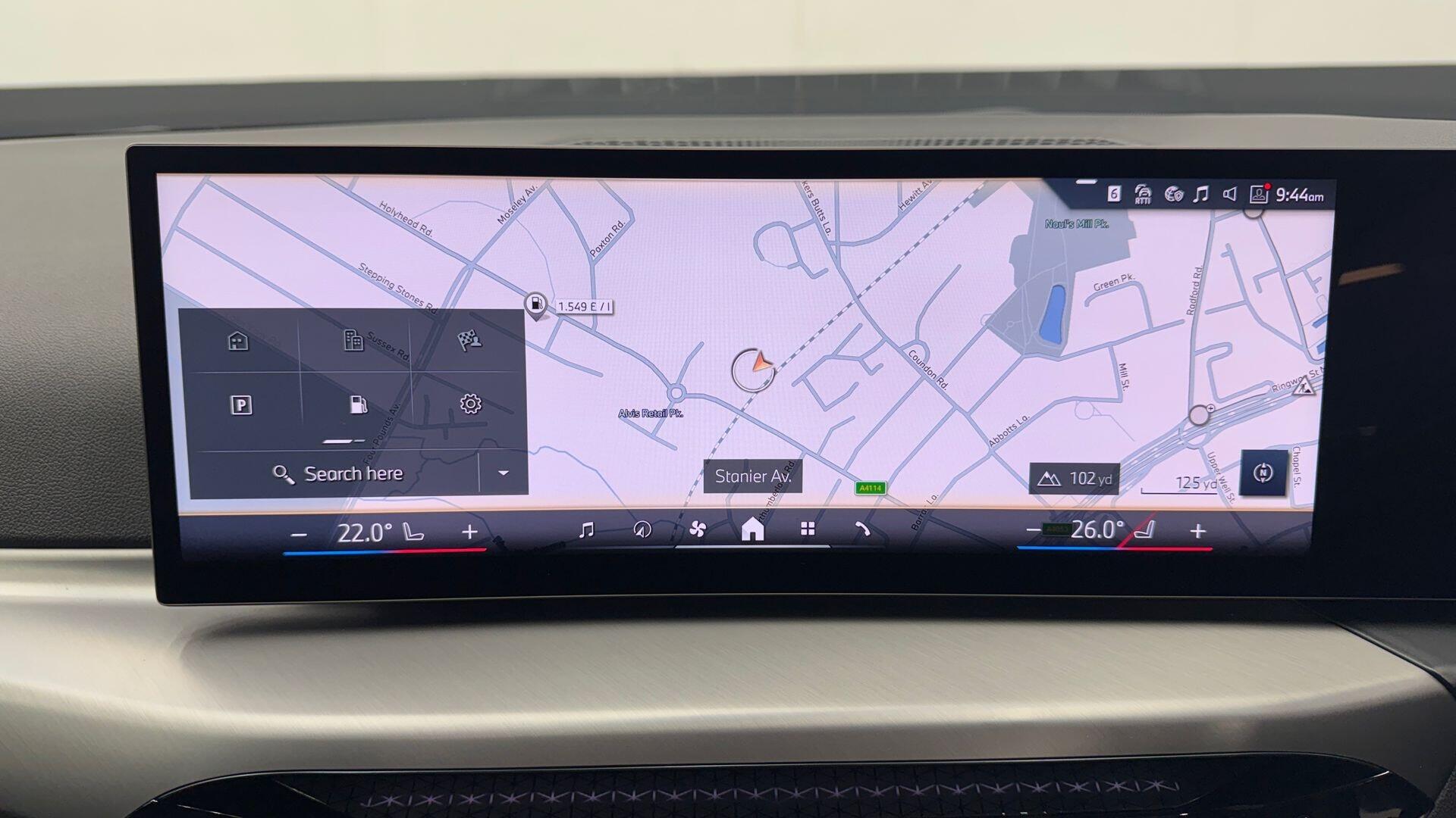 BMW 2 Series view 23