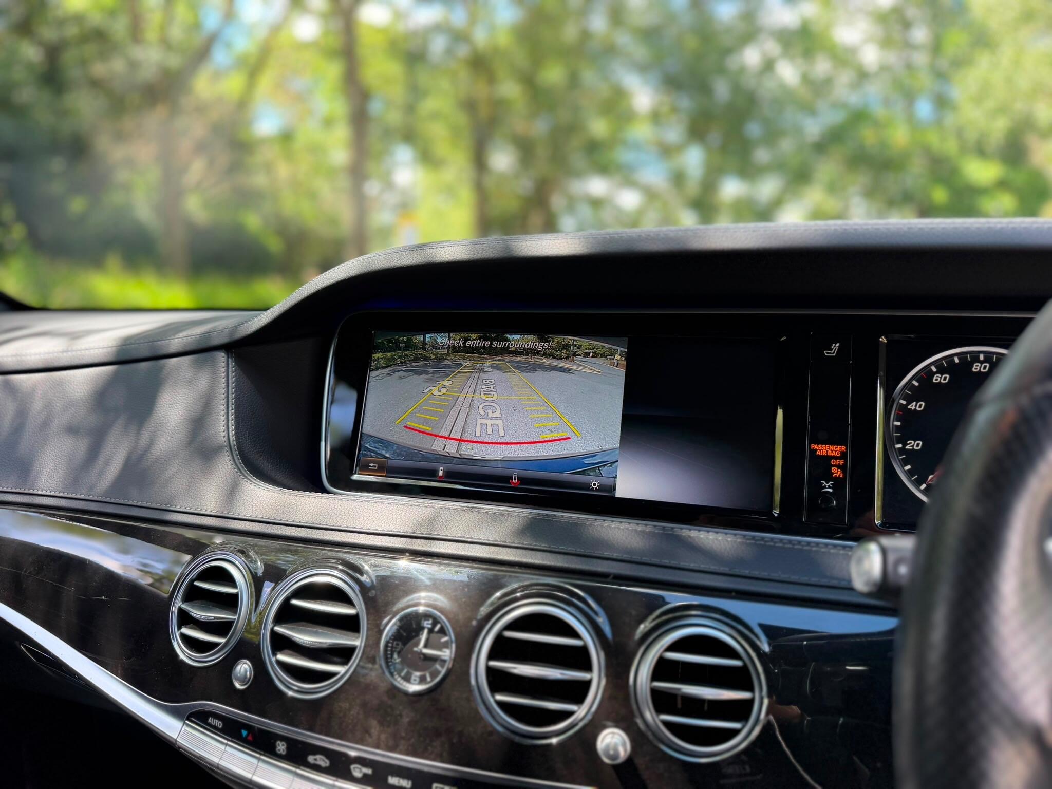 Mercedes-Benz S-Class view 29