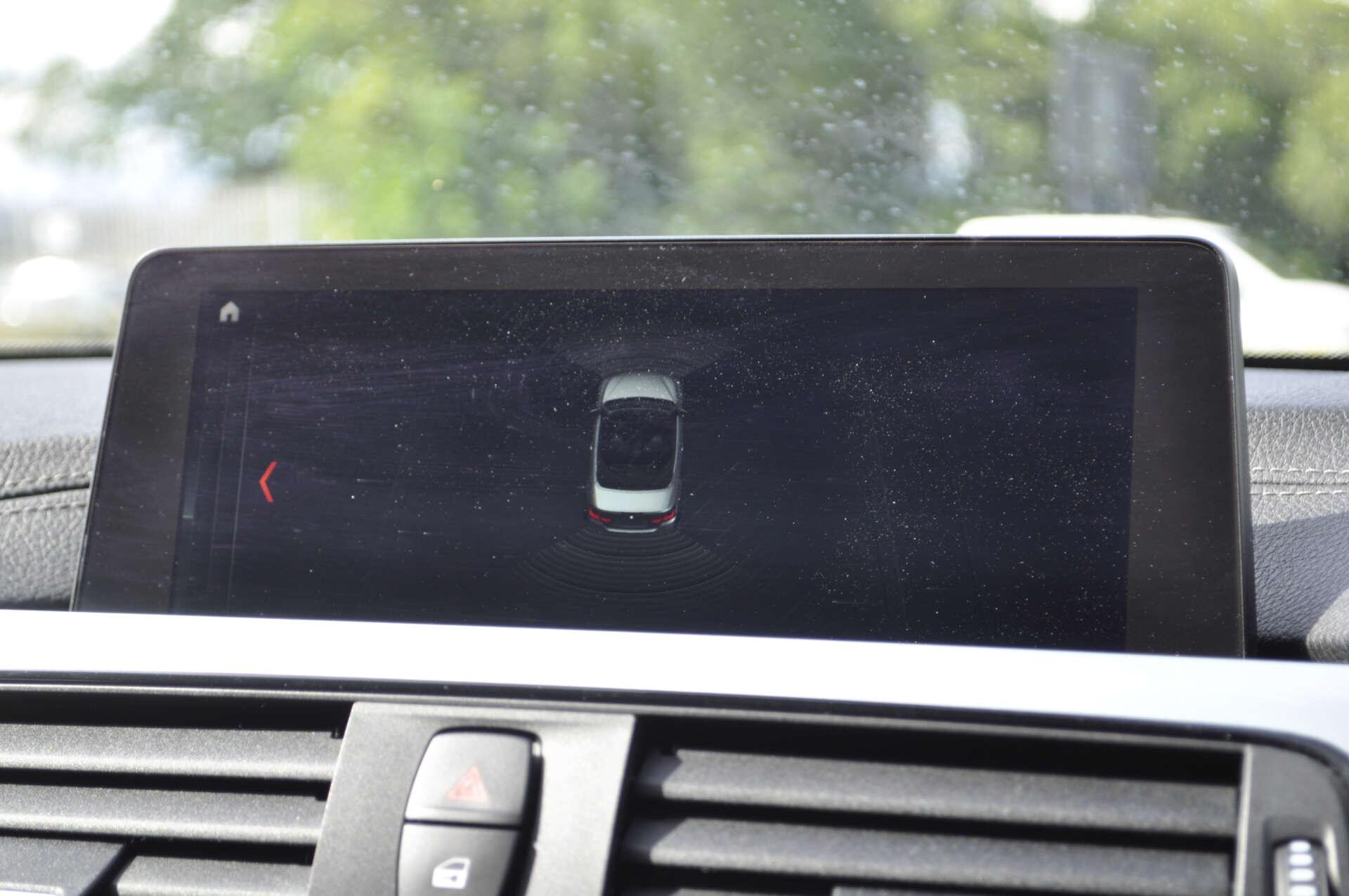 BMW 4 Series view 17
