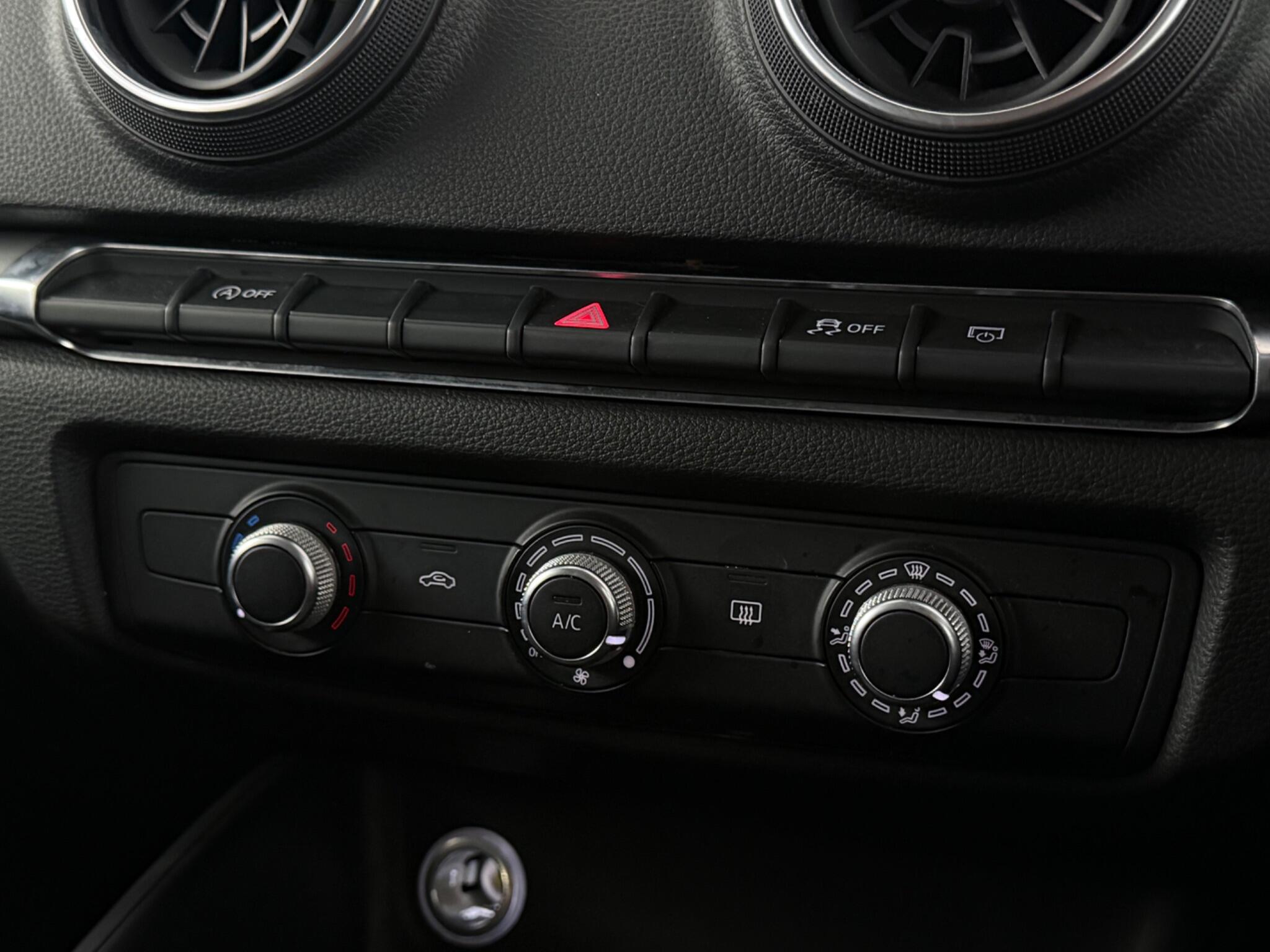 Audi A3 view 24