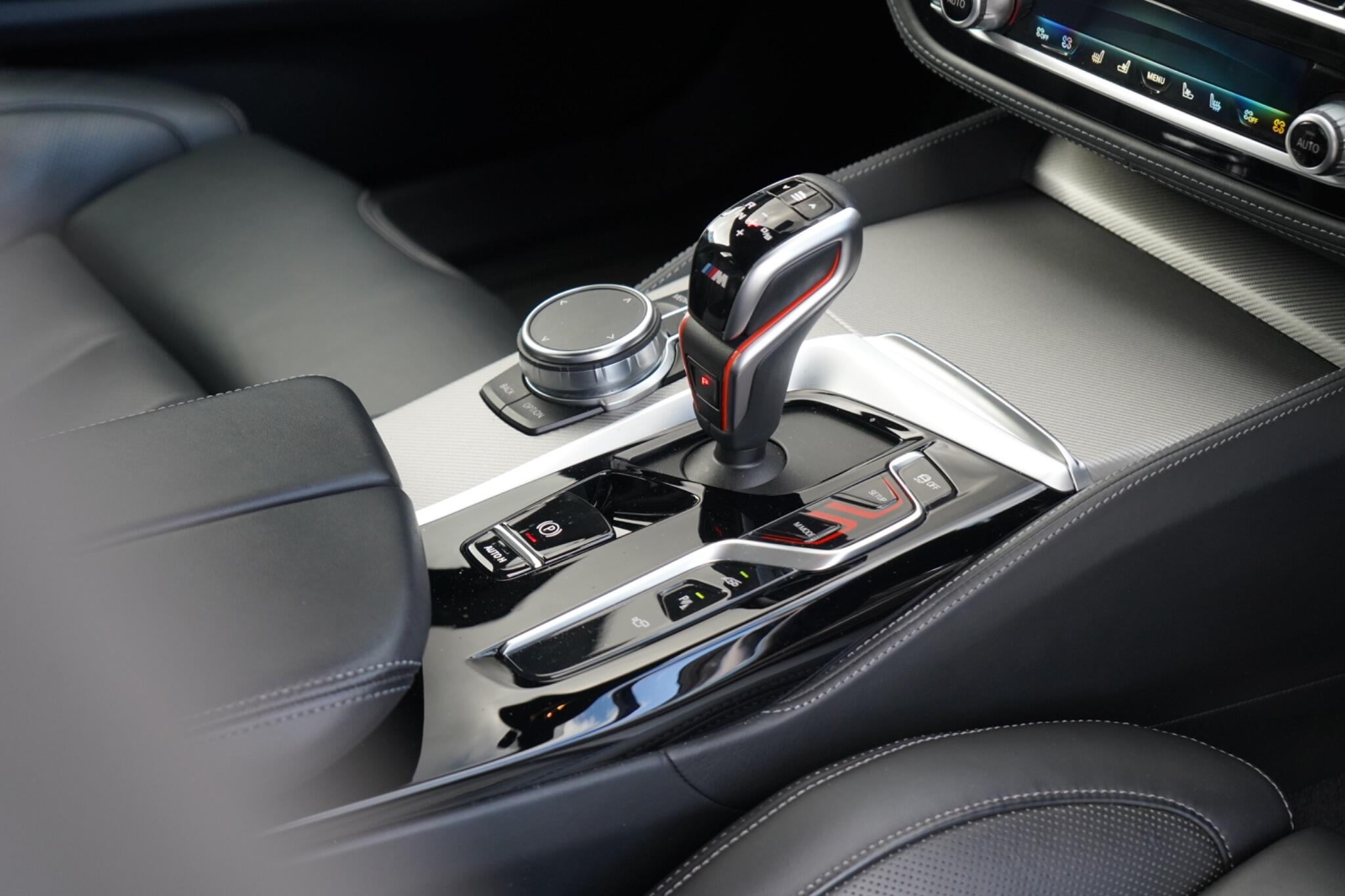 BMW M5 view 17