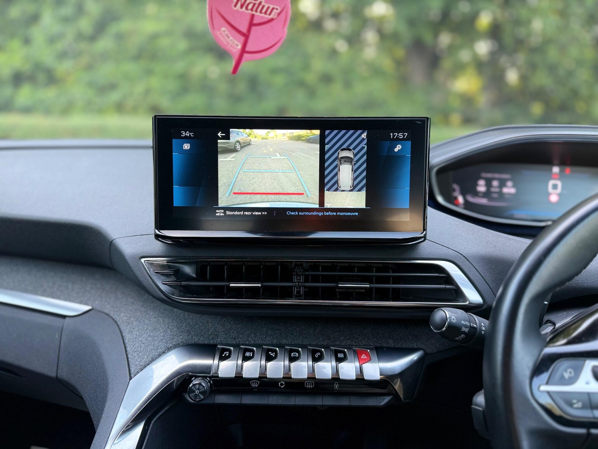 Peugeot 5008 view 28