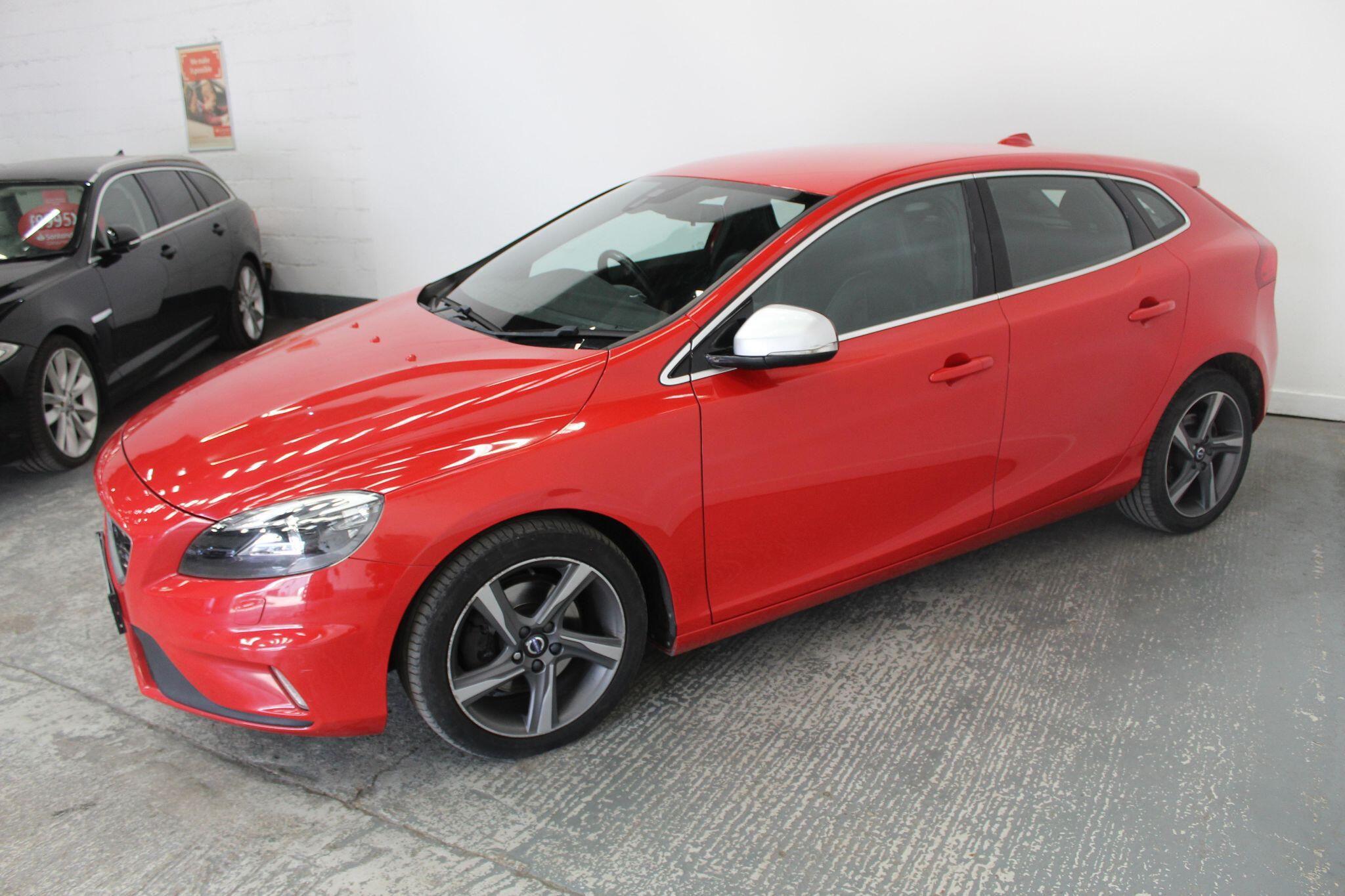 Volvo V40 view 5