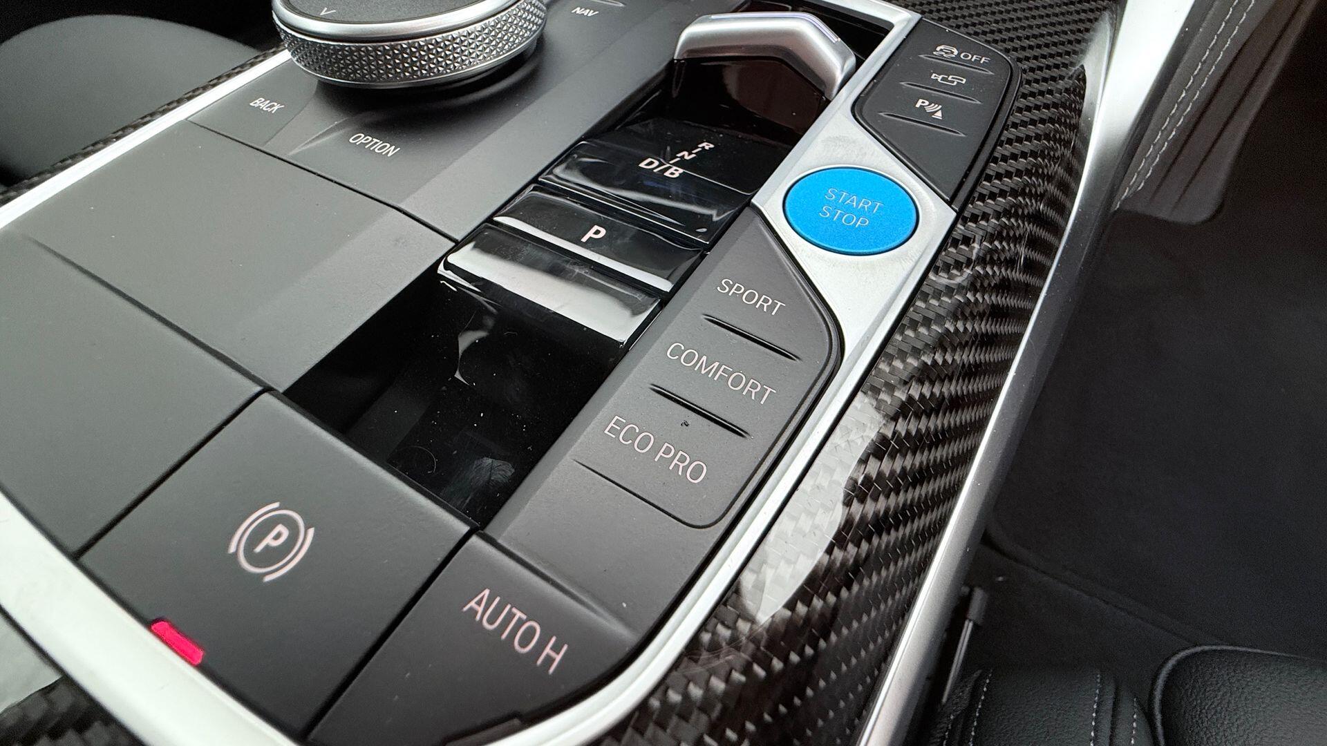 BMW i4 view 19