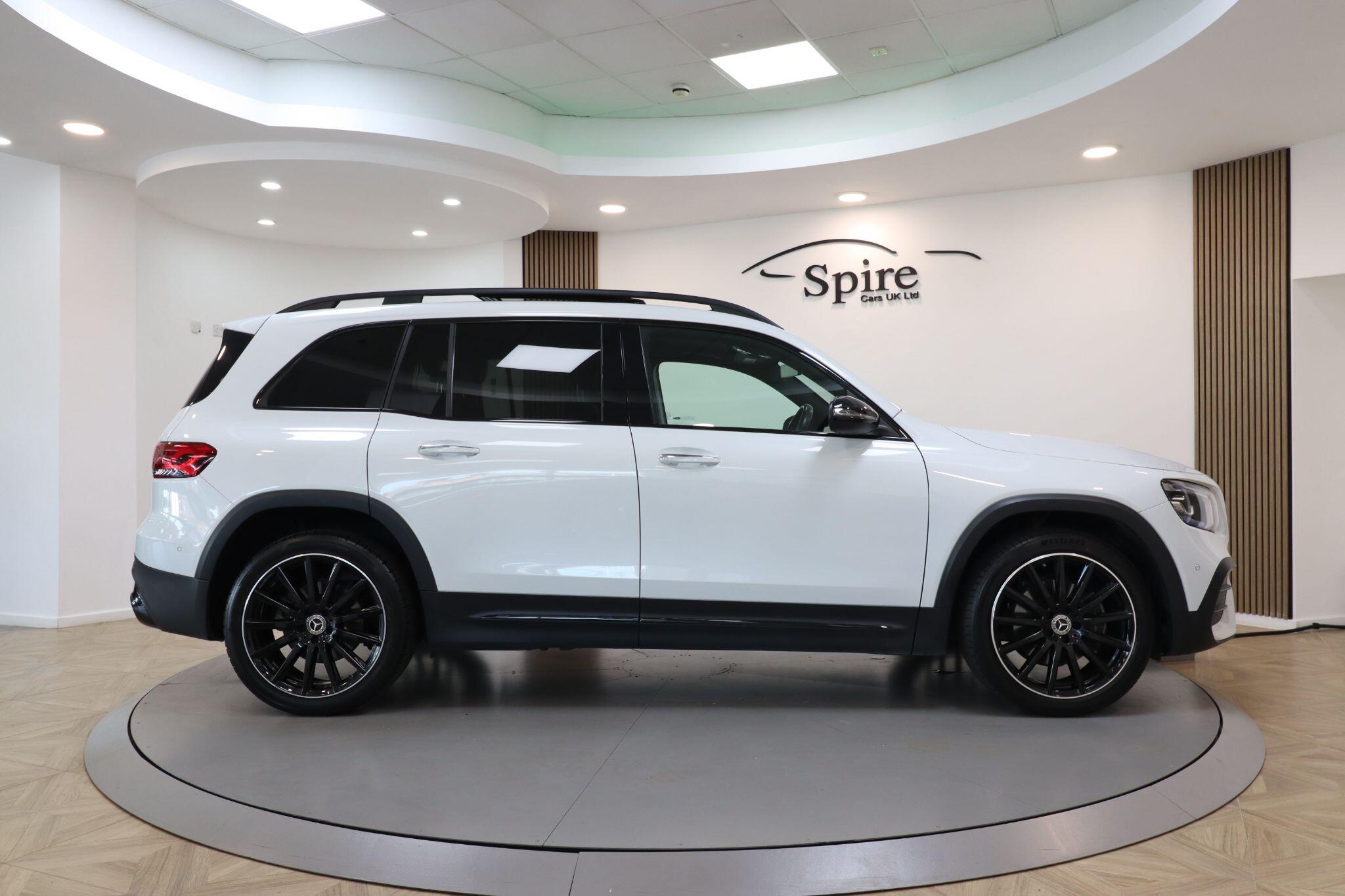 Mercedes-Benz GLB view 5