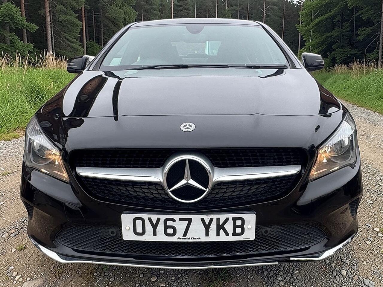 Mercedes-Benz Cla view 2