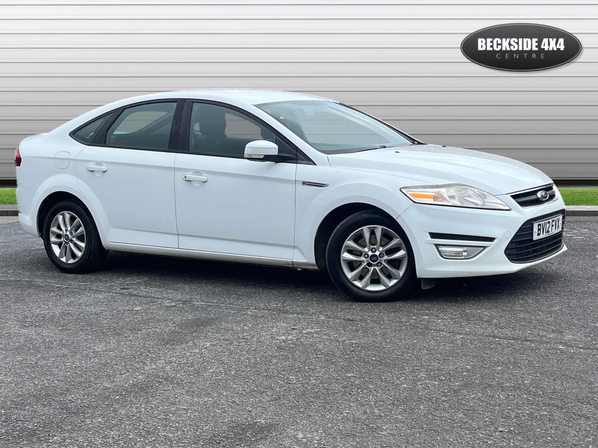 Ford Mondeo view 41