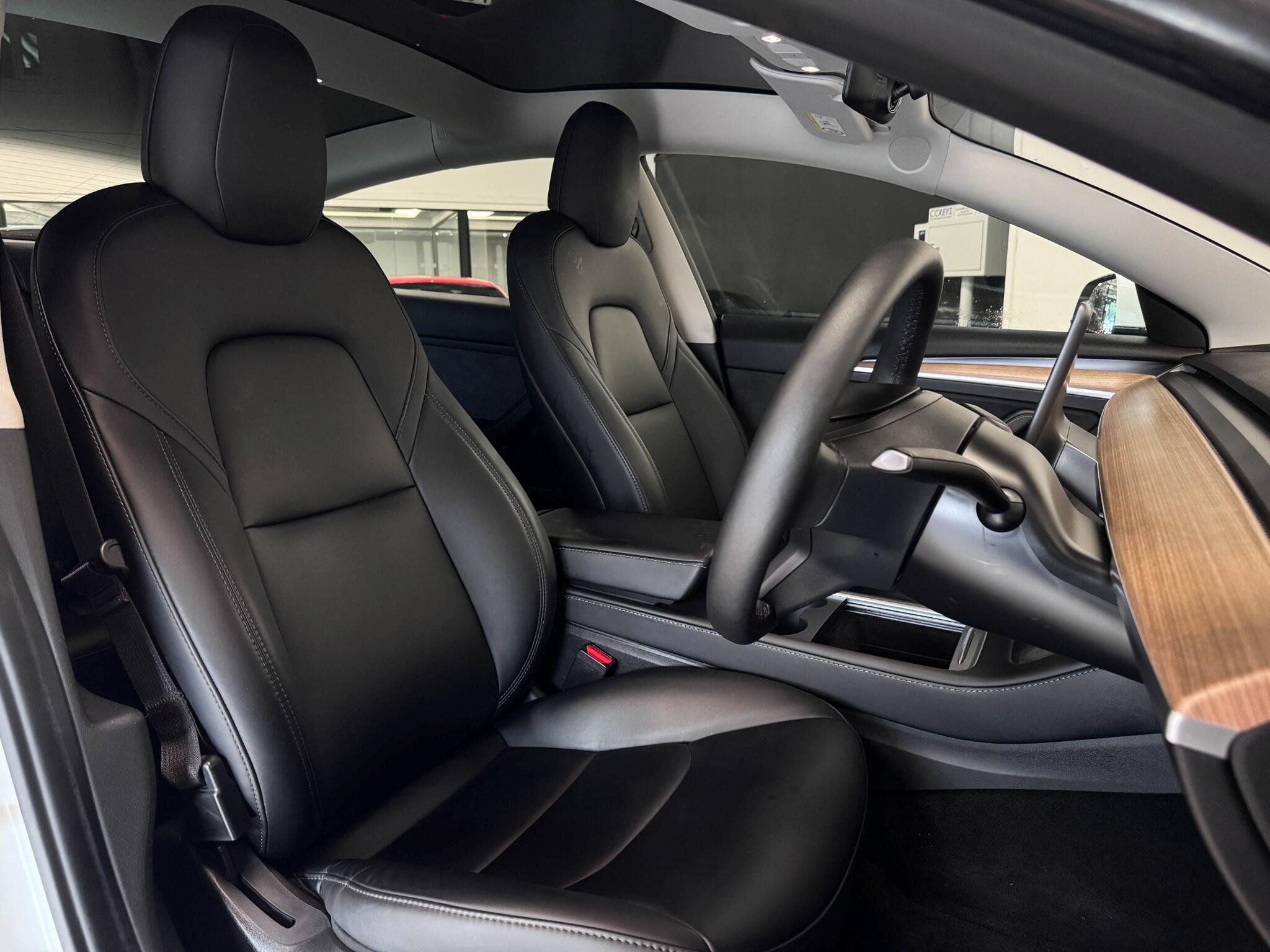 Tesla Model 3 view 22