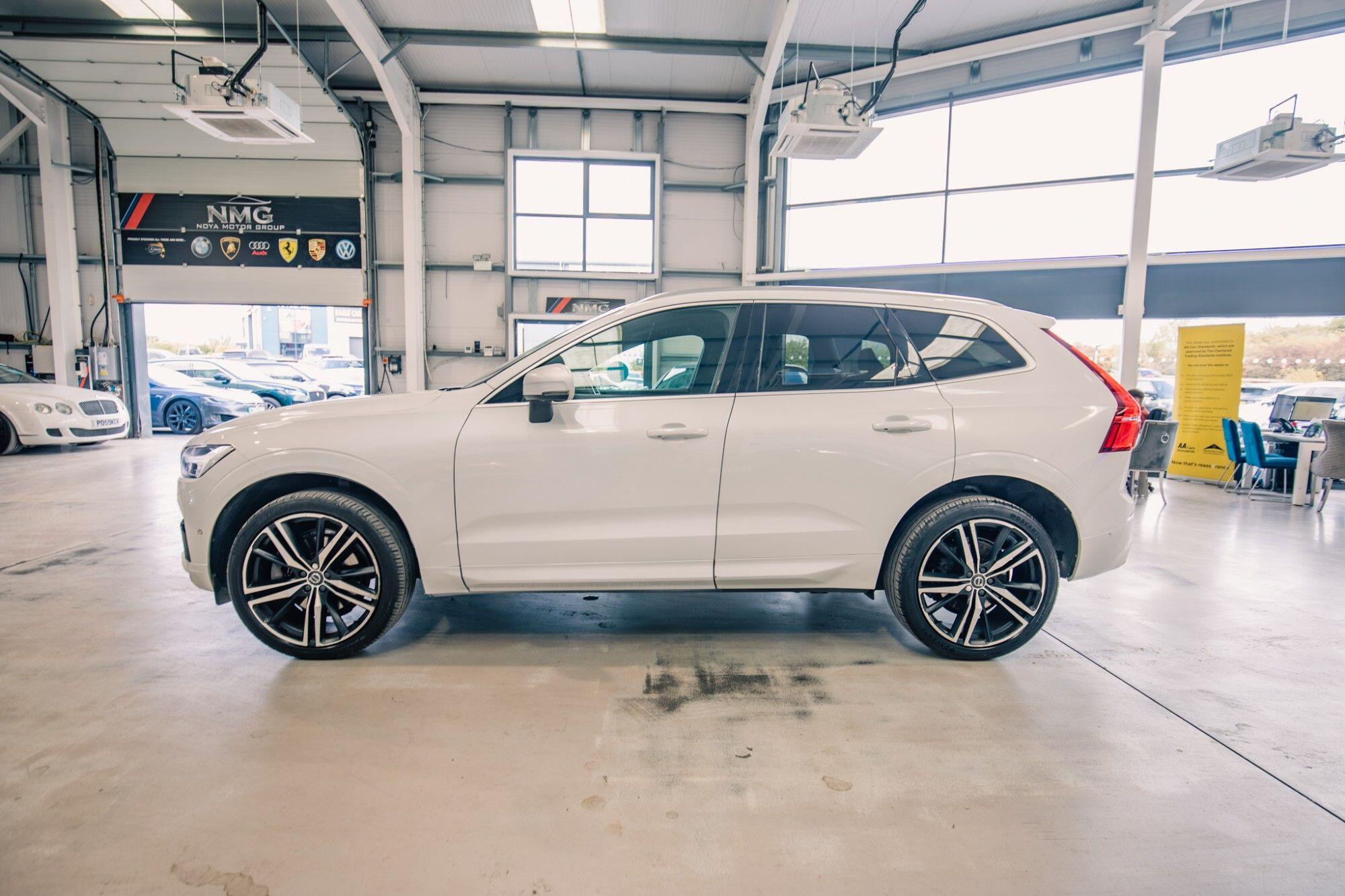 Volvo XC60 view 26