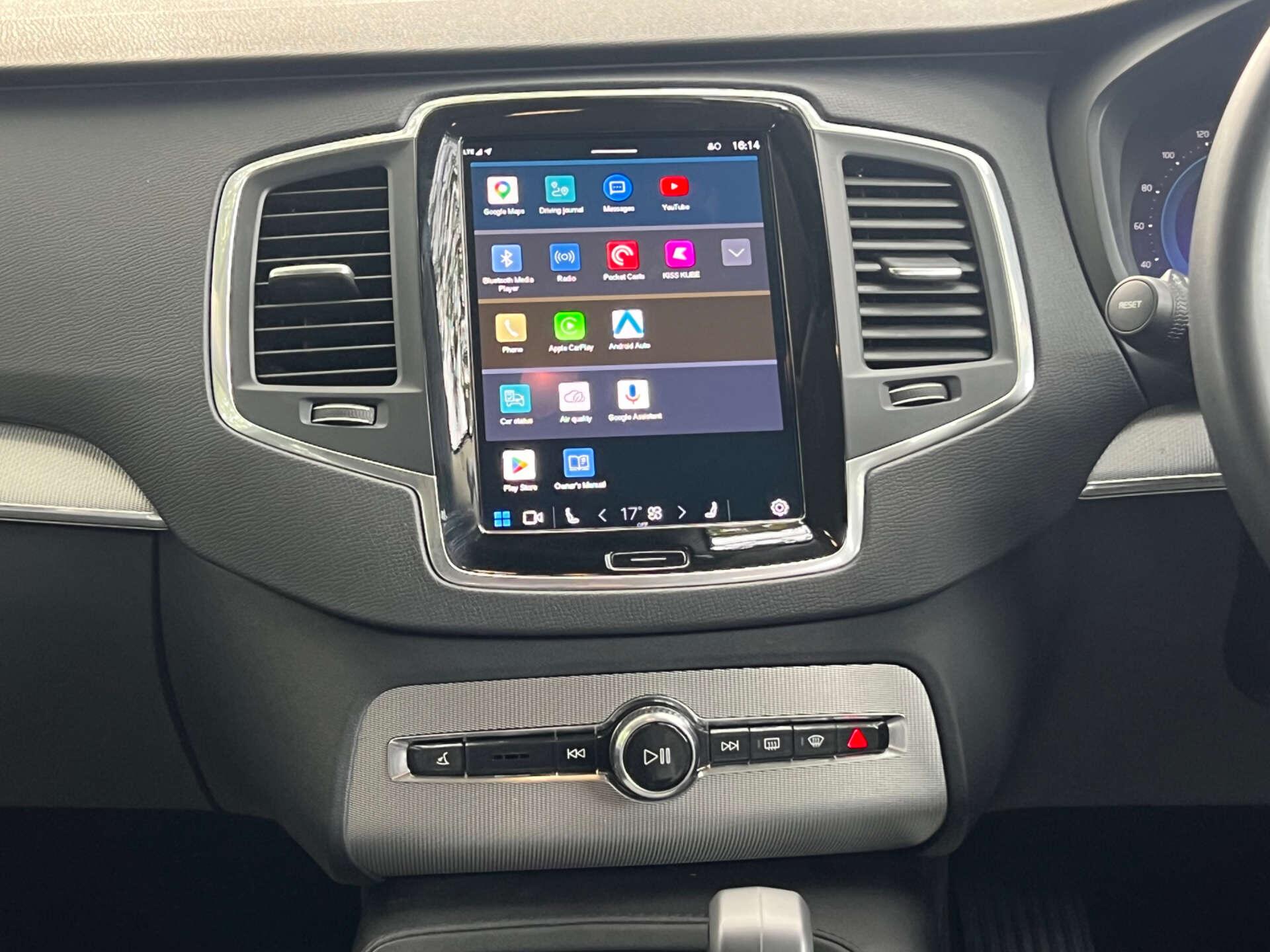 Volvo XC90 view 50