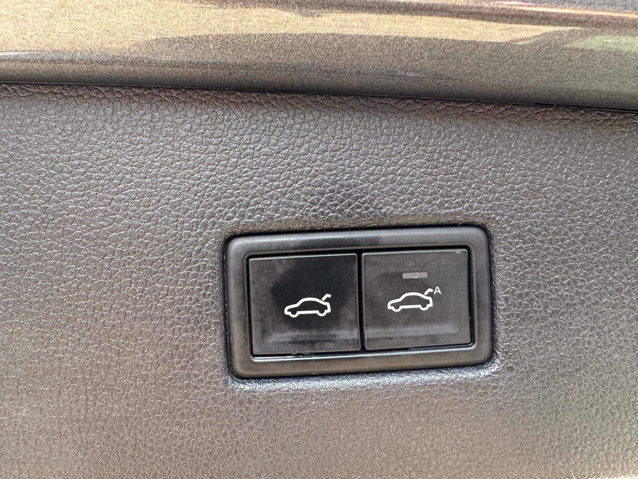 Volkswagen Tiguan view 30