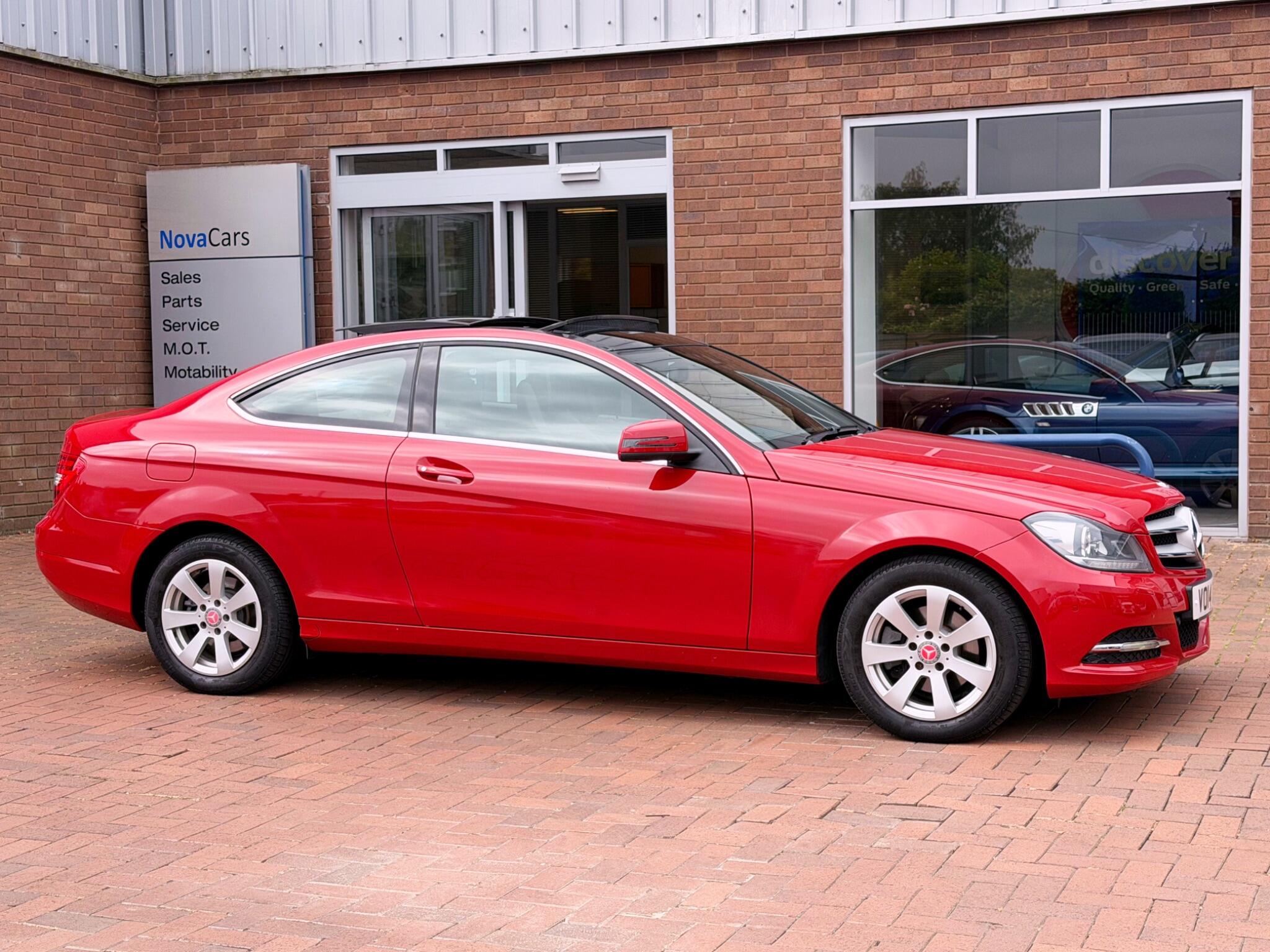 Mercedes-Benz C-Class view 14