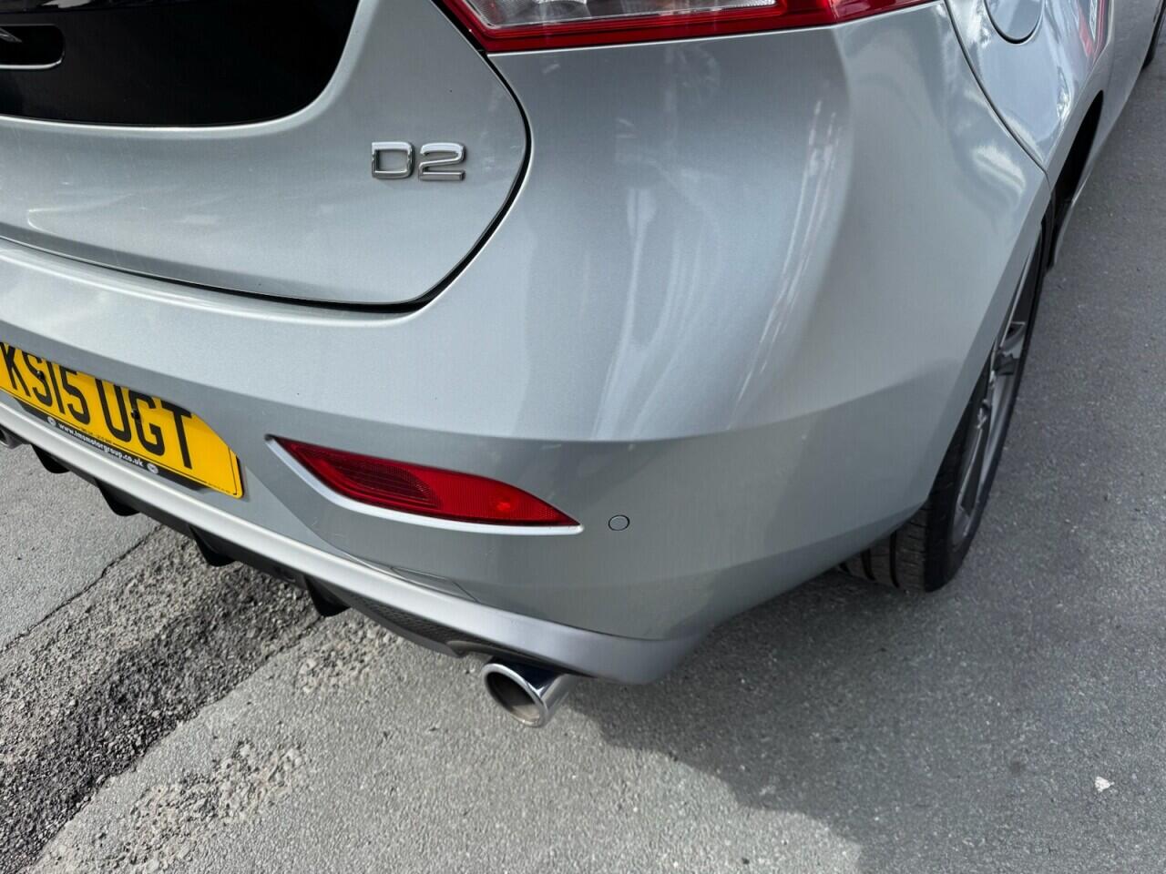 Volvo V40 view 24