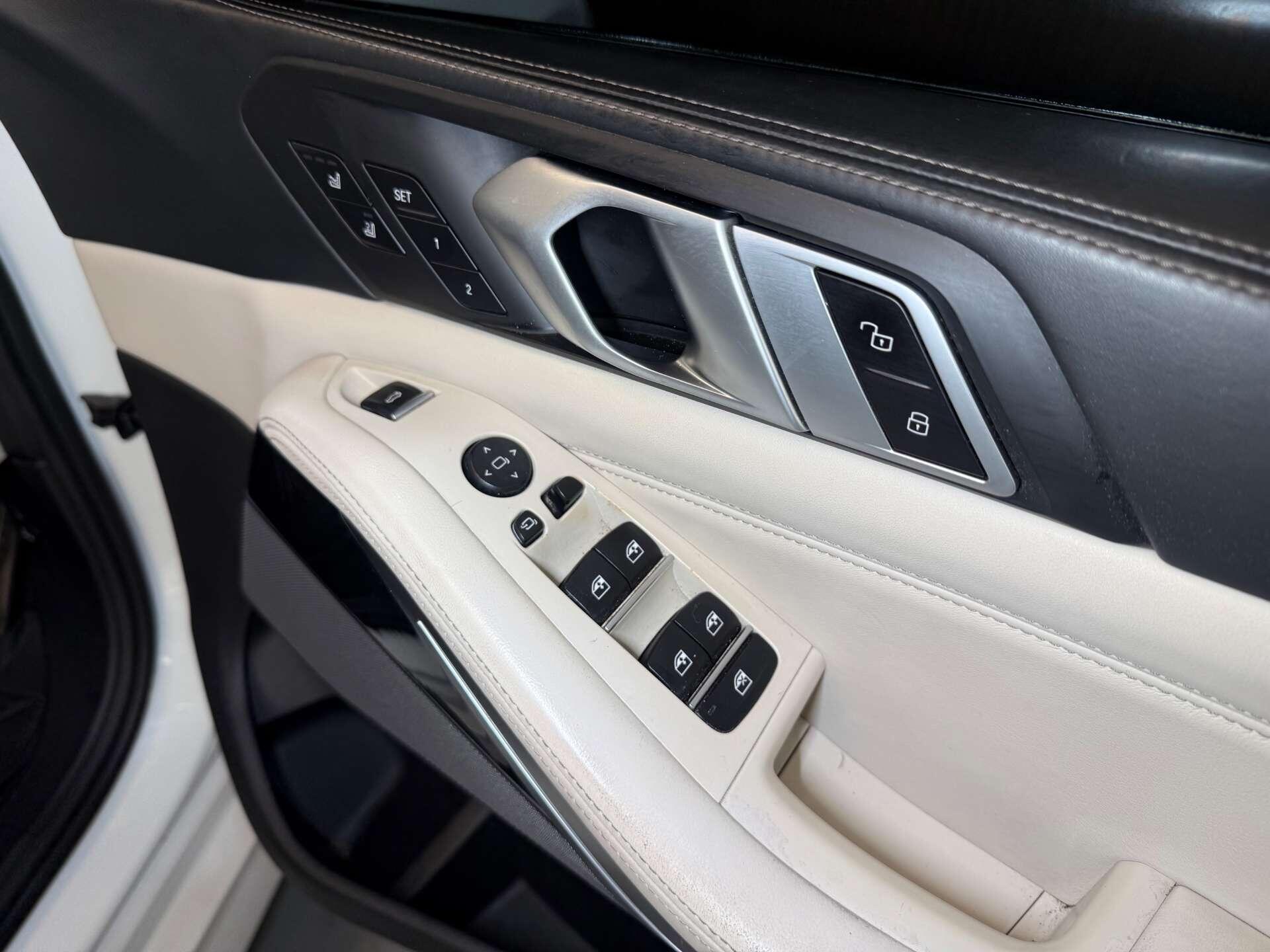 BMW X5 view 41