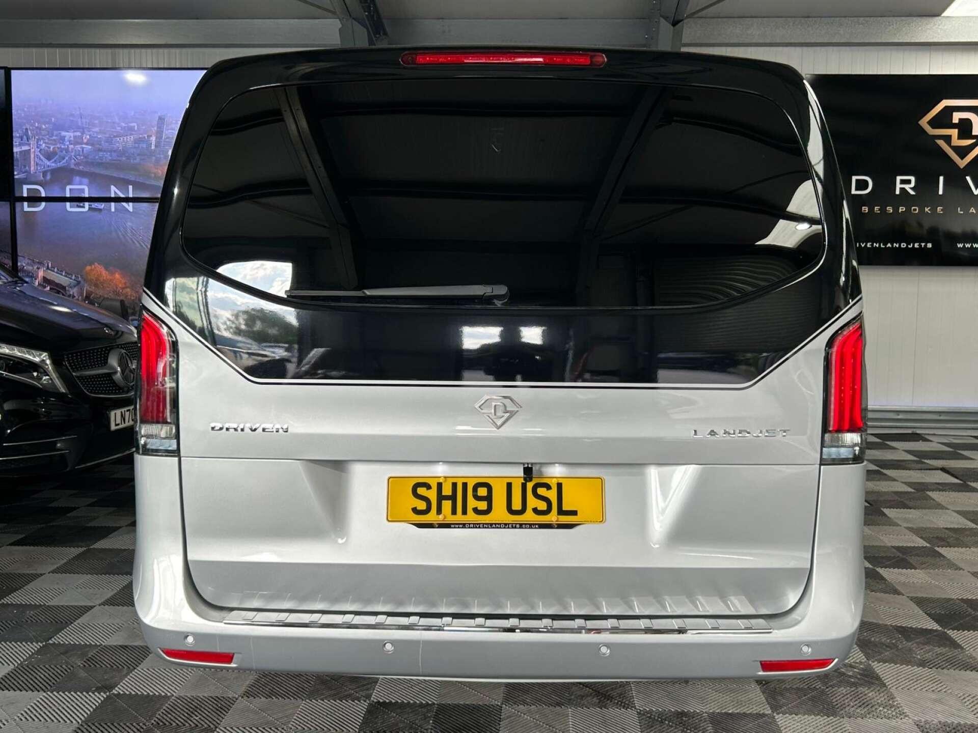 Mercedes-Benz Vito view 59