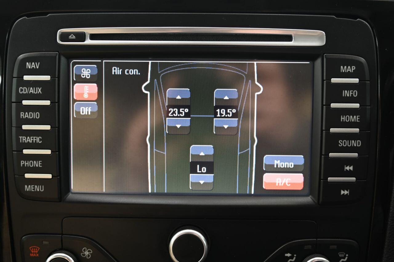 Ford Galaxy view 32