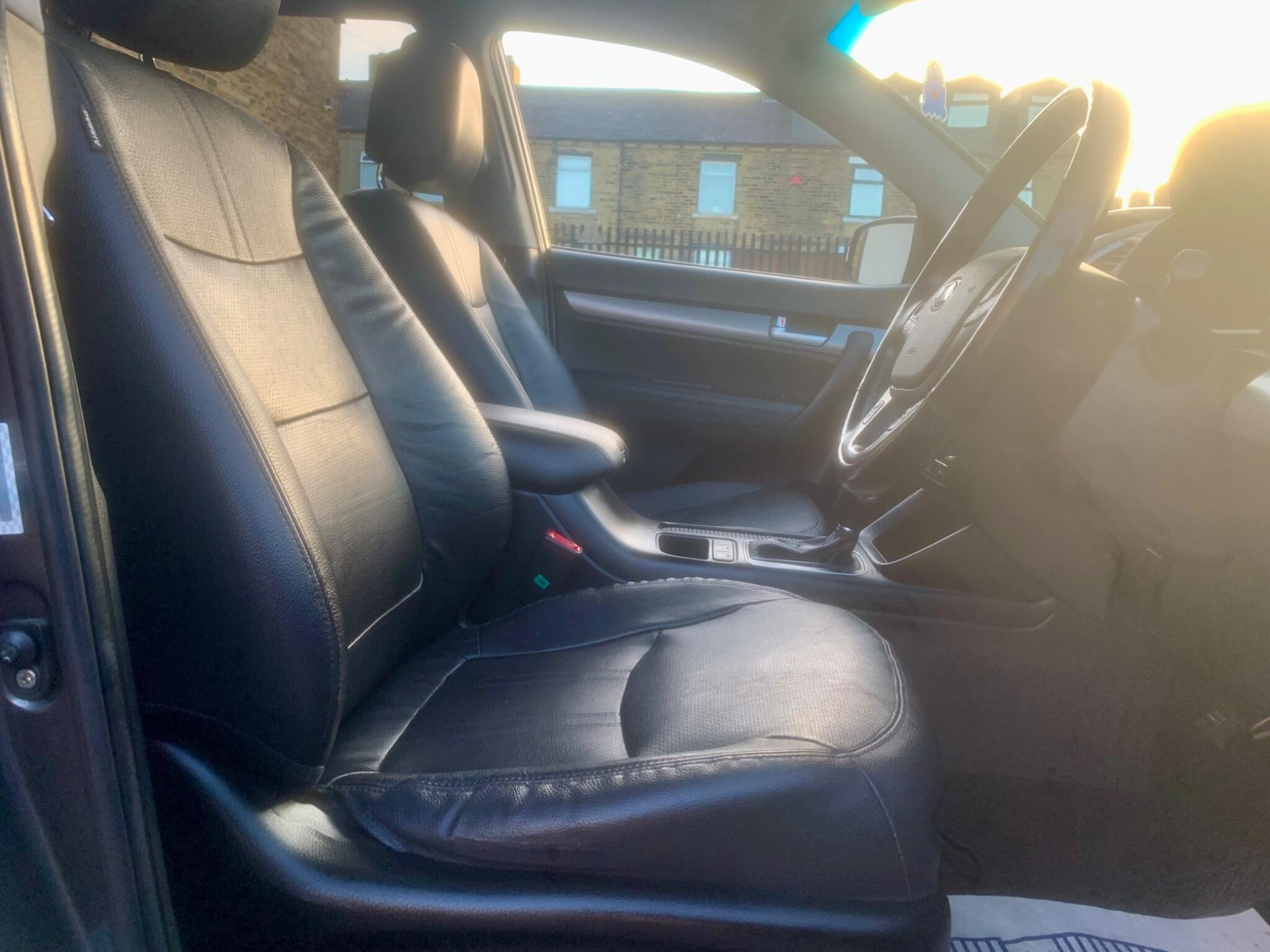 Kia Sorento view 24