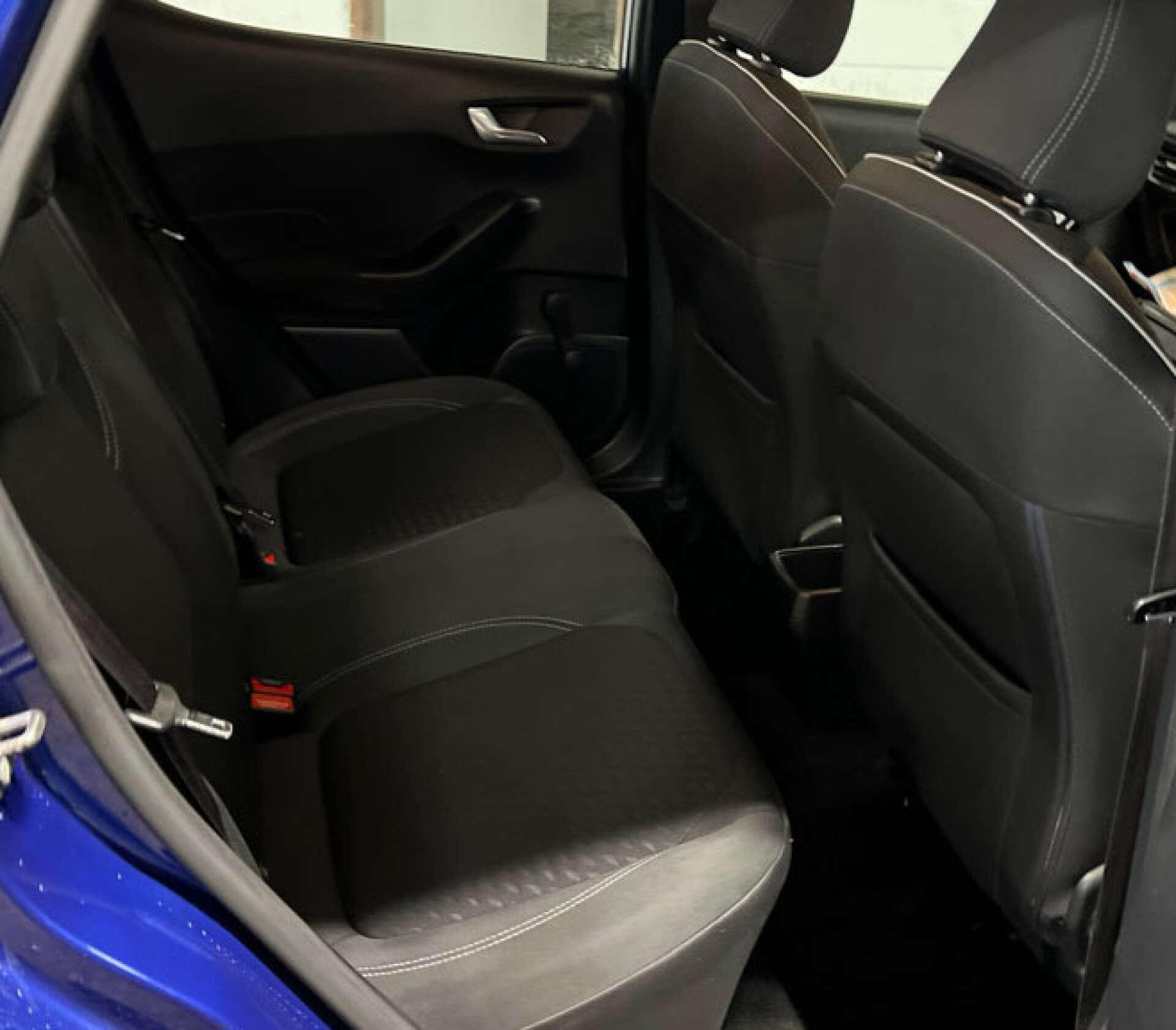 Ford Fiesta view 5