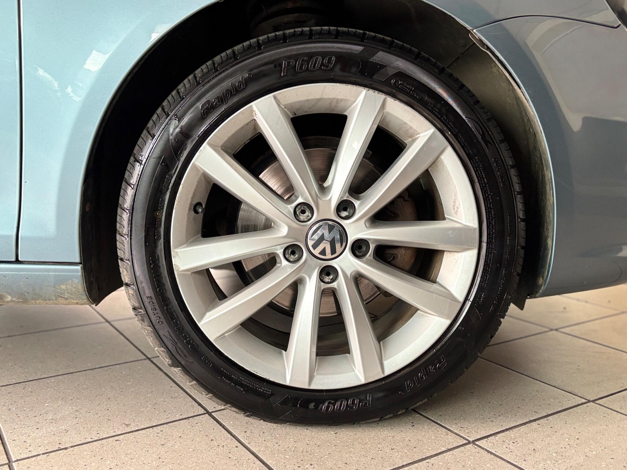 Volkswagen Eos view 21
