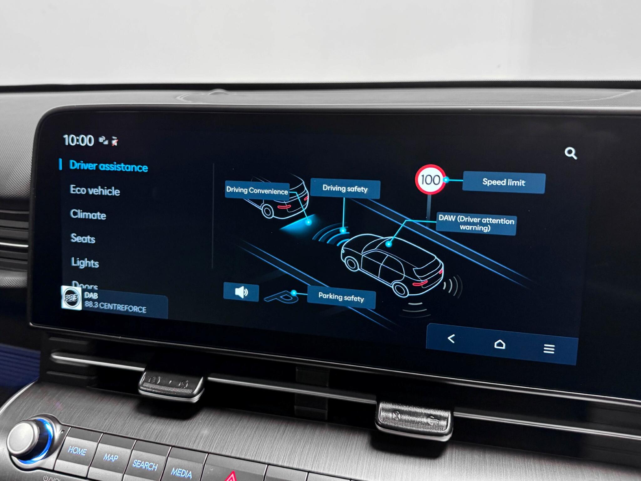 Hyundai Kona view 45