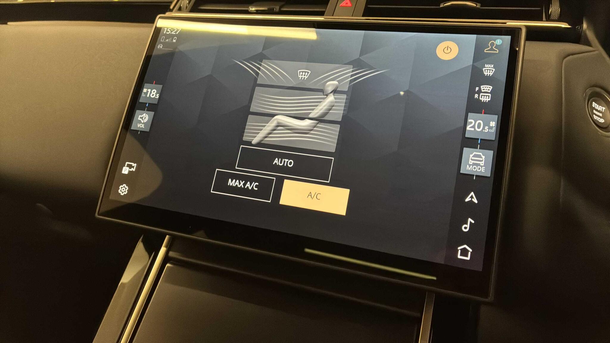 Land Rover Range Rover Velar view 30