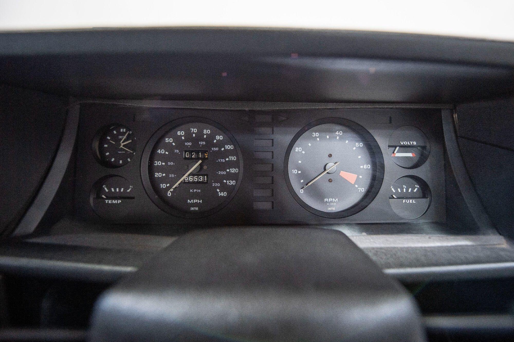 Triumph 1976 Triumph view 13