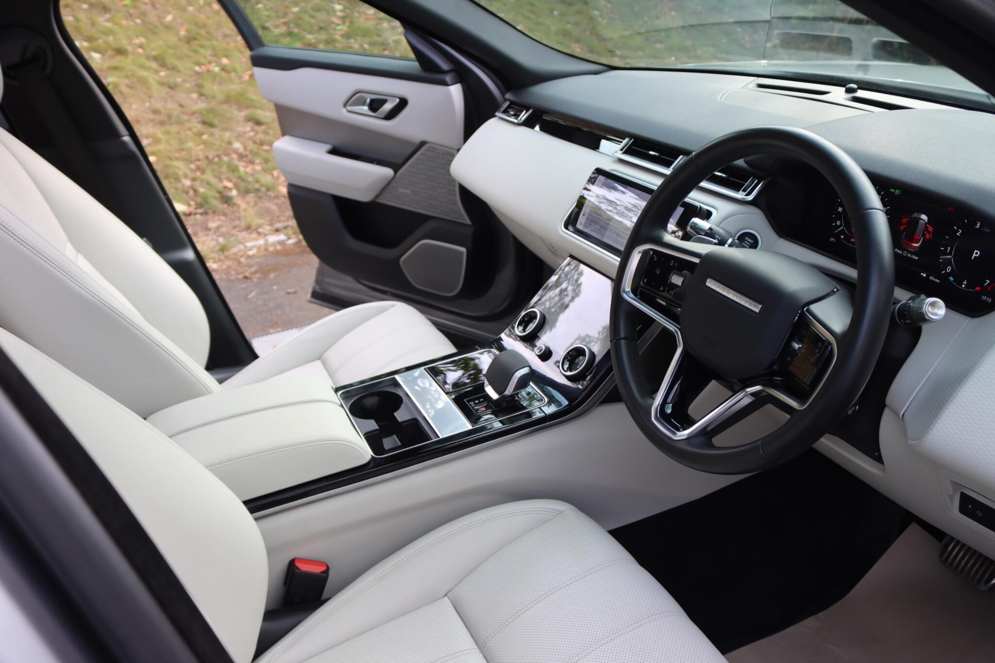 Land Rover Range Rover Velar view 46