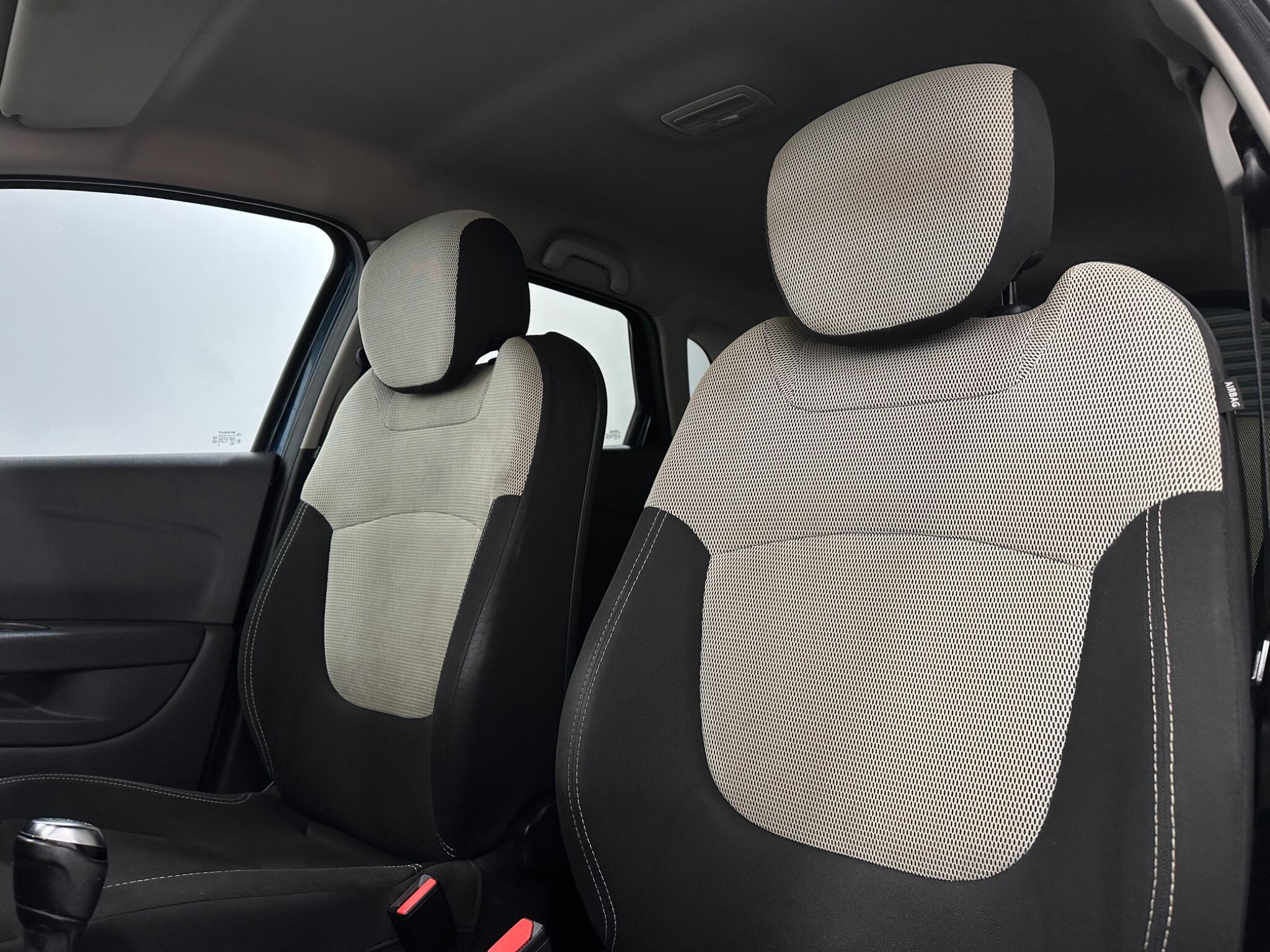 Renault Captur view 33