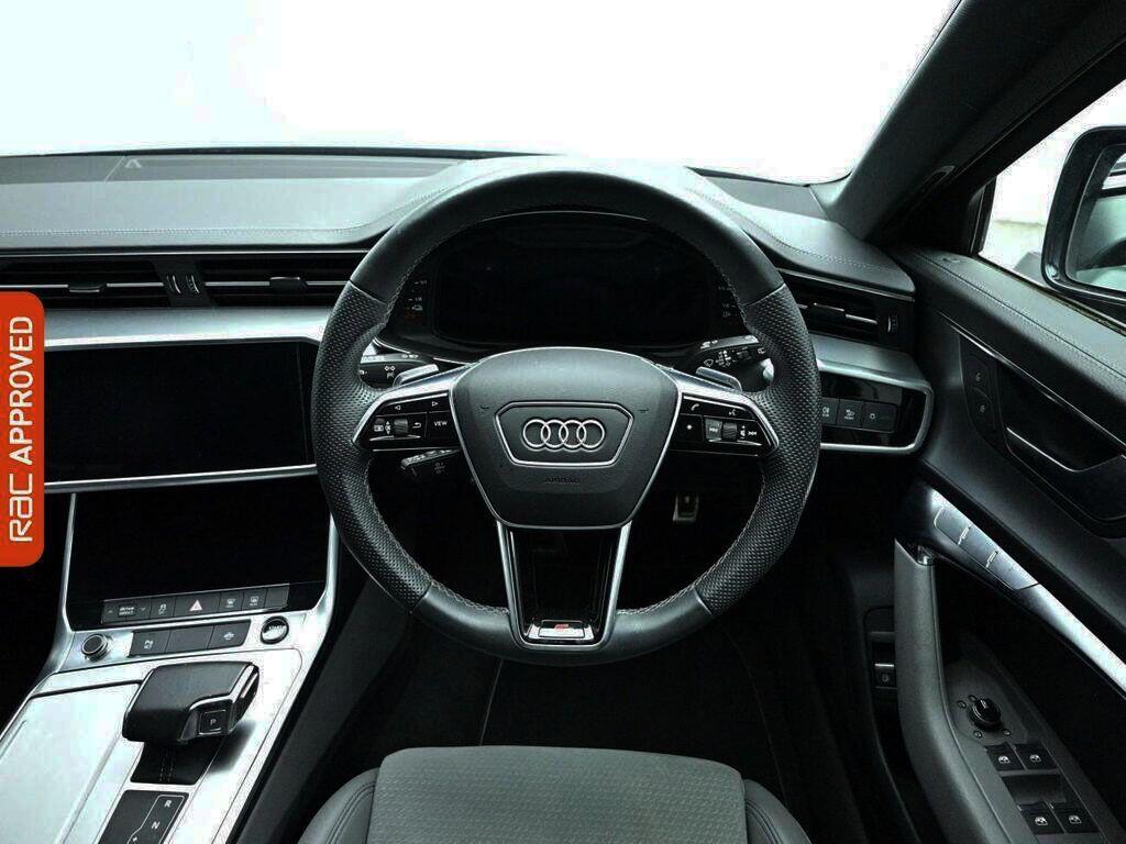 Audi A6 view 10