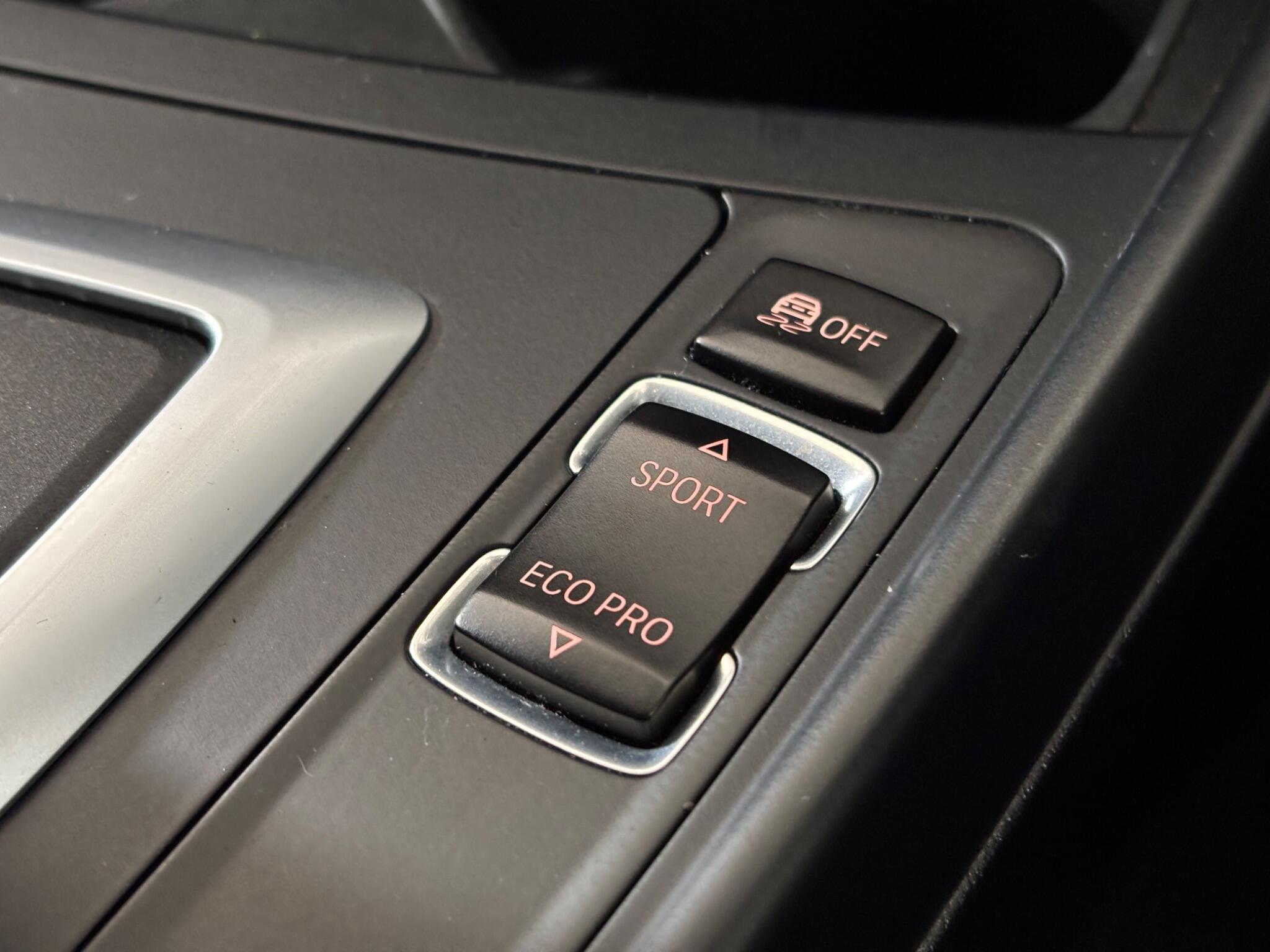 BMW 1 Series view 37