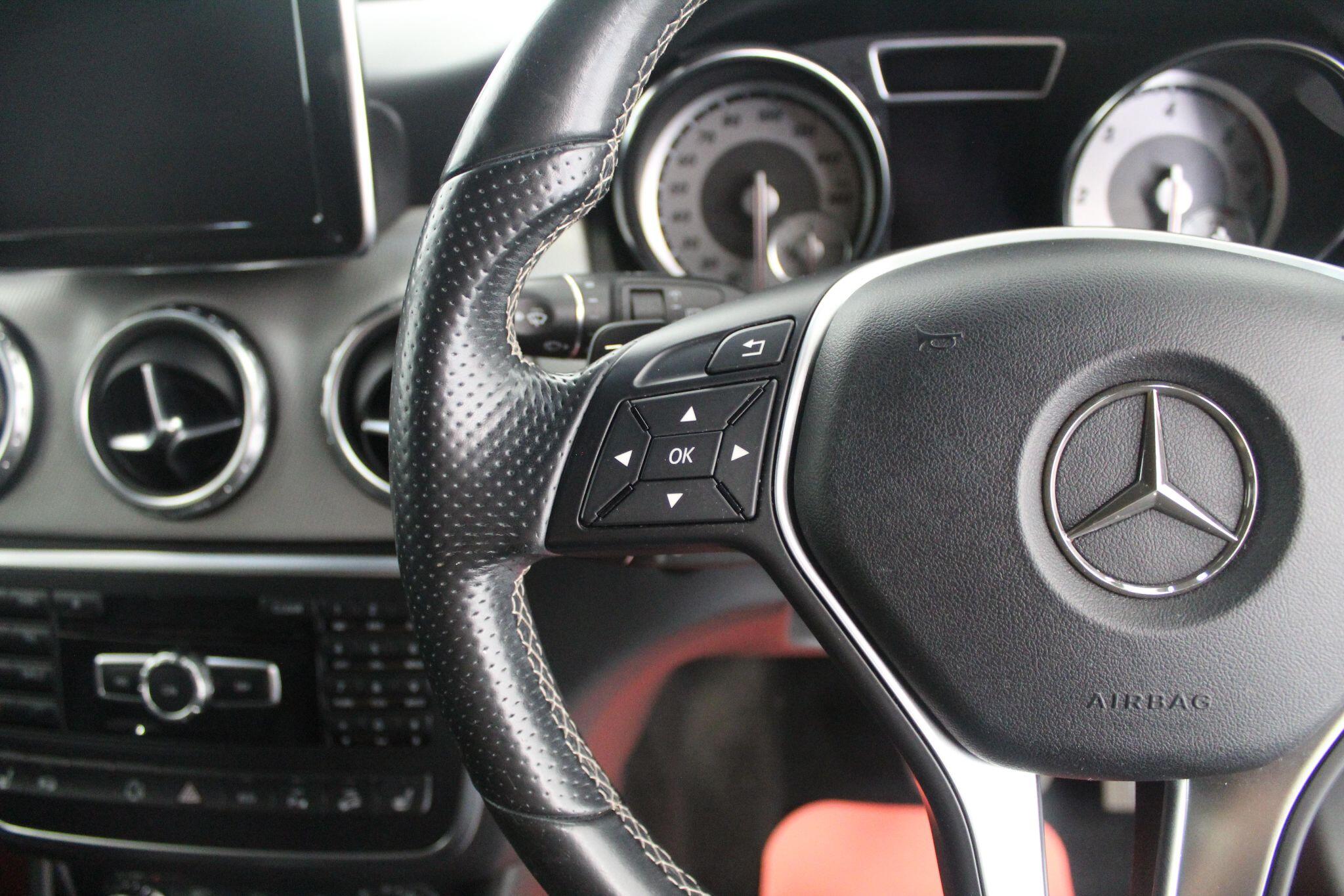 Mercedes-Benz Gla view 47