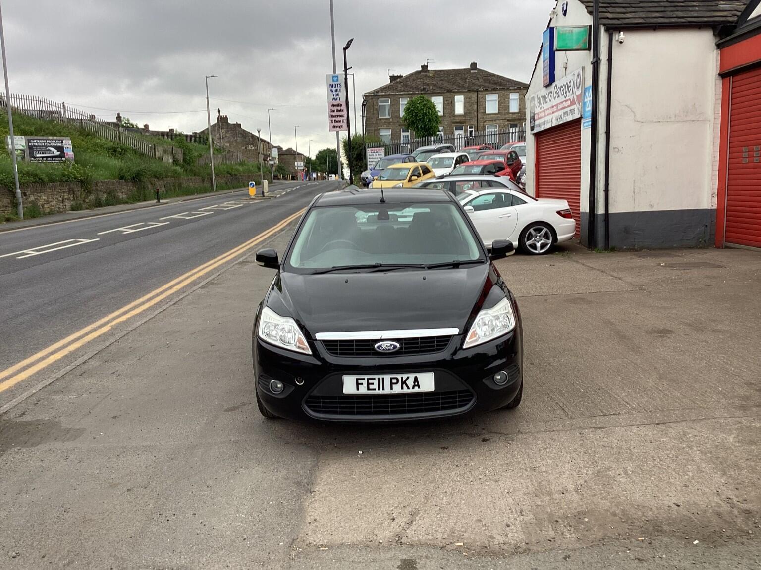Ford Focus view 8