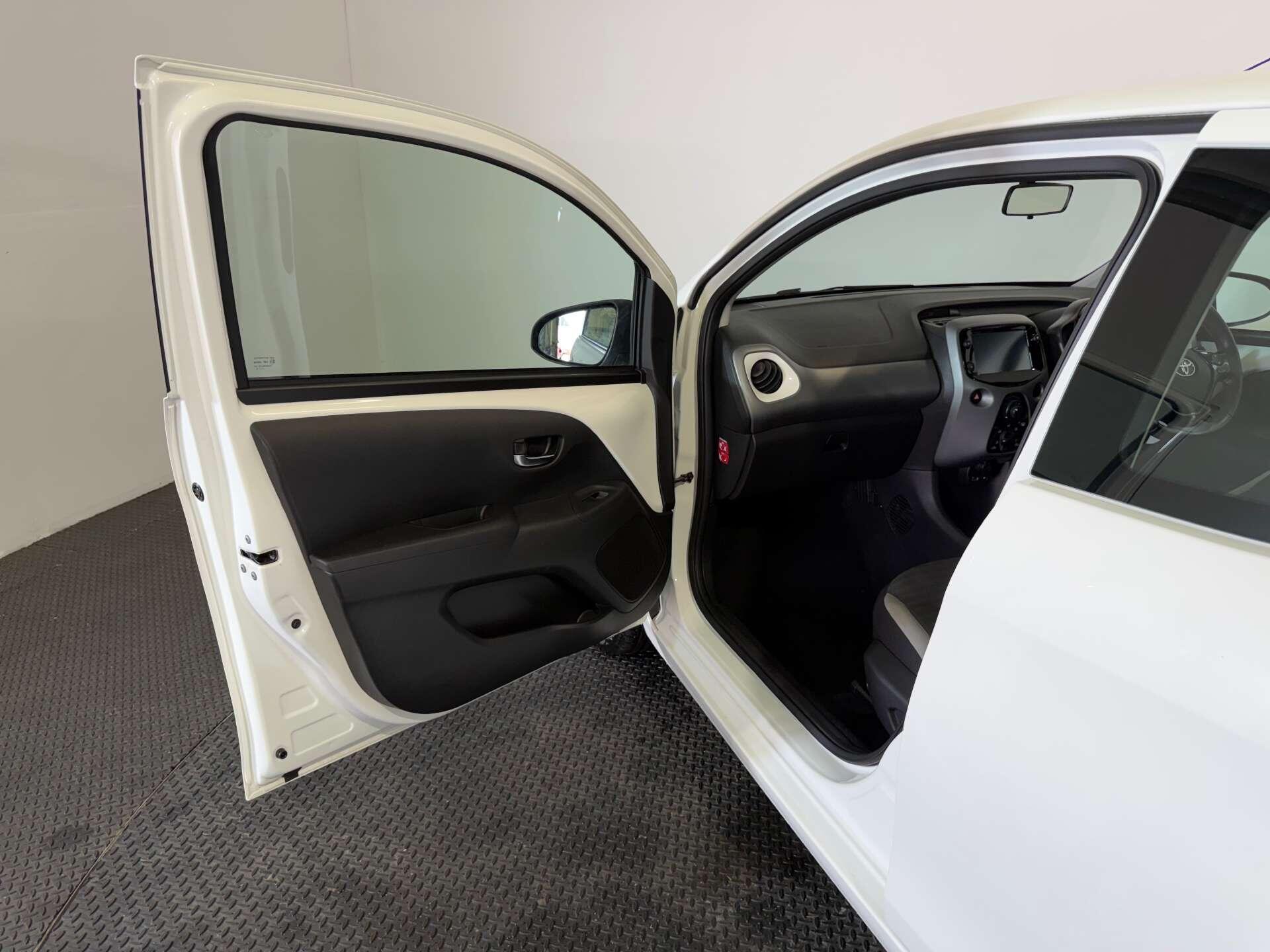Toyota Aygo view 49