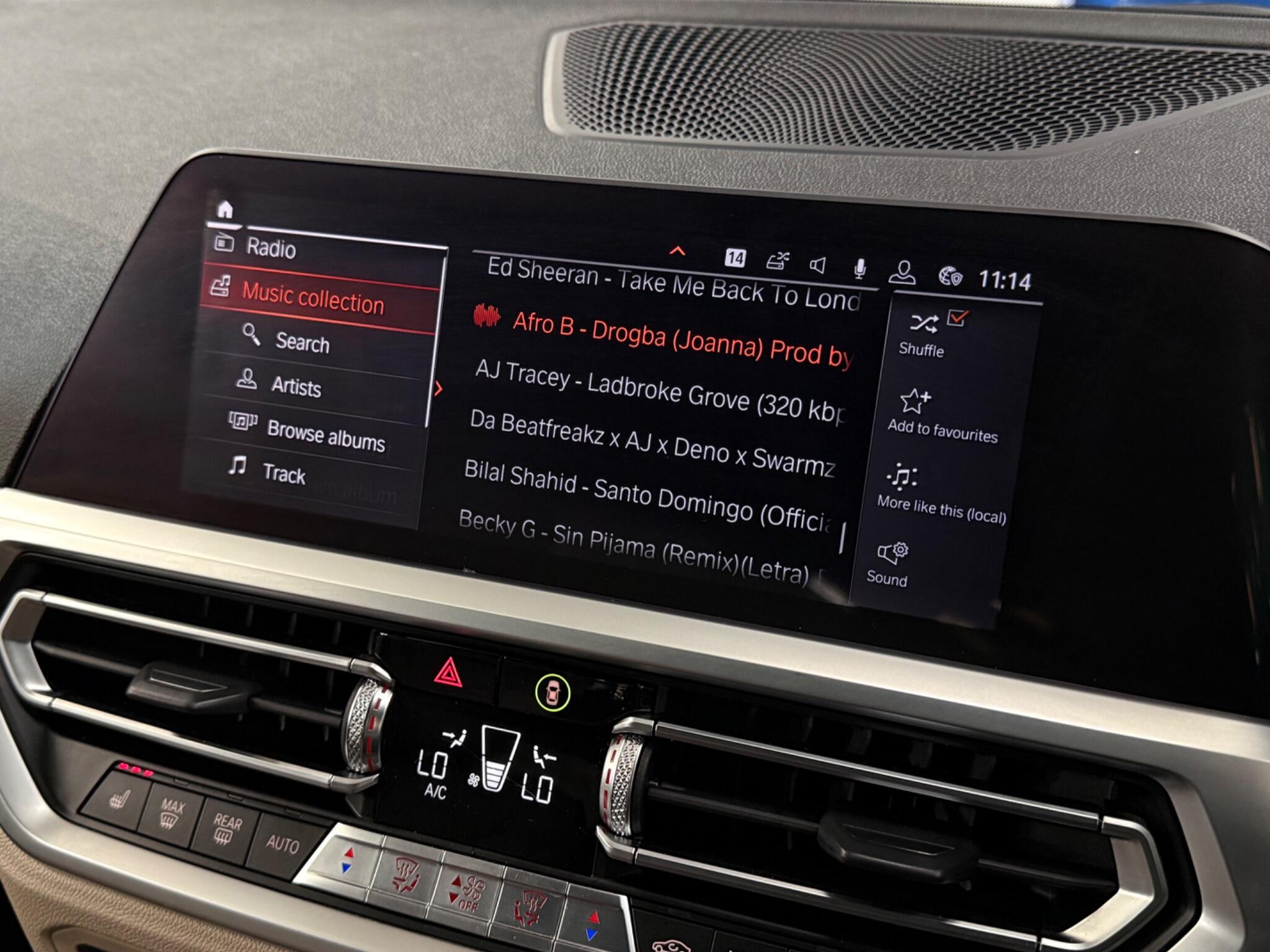 BMW 3 Series view 24