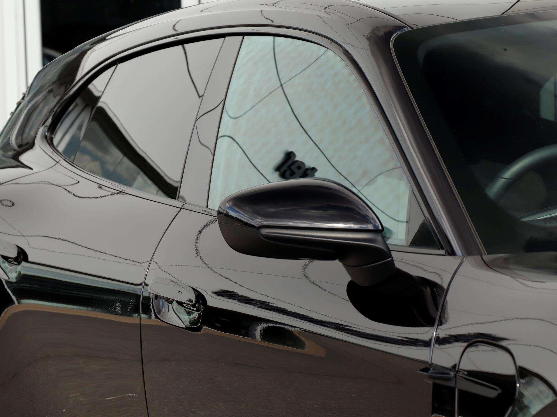 Porsche Taycan view 31
