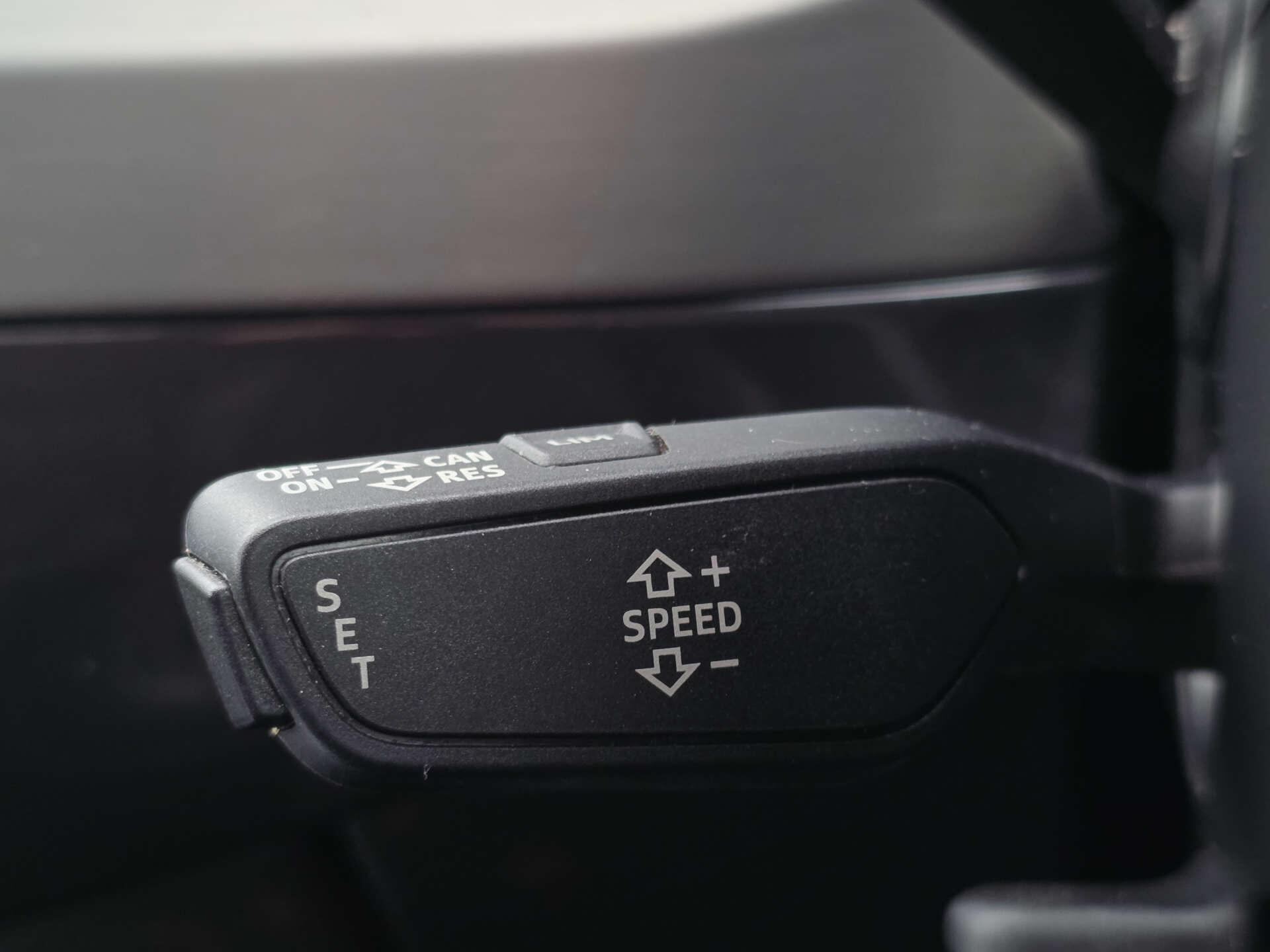 Audi SQ7 view 46